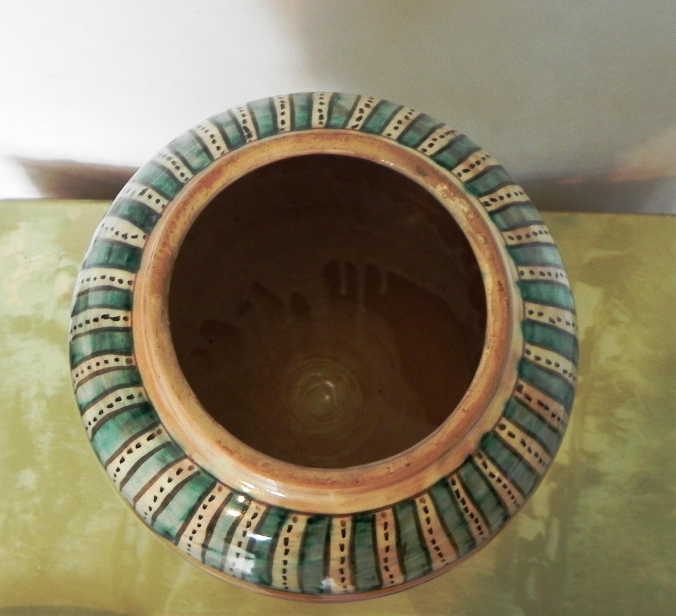 amphora vase , 1970s In Excellent Condition For Sale In Felino, IT