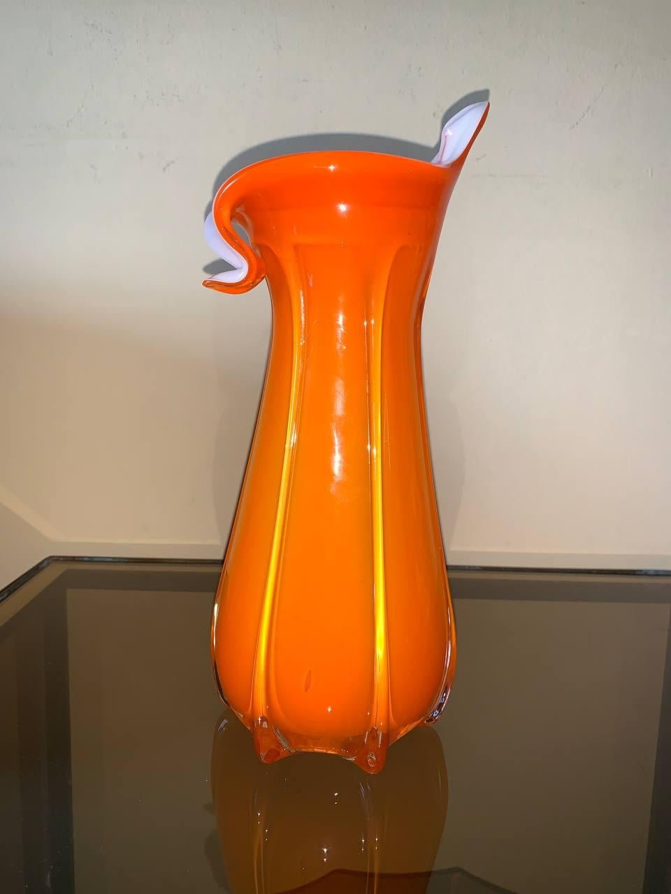 In otherwise good condition
From a private collection
Manner of Loetz Czech Orange Tango Glass Art Deco Vase