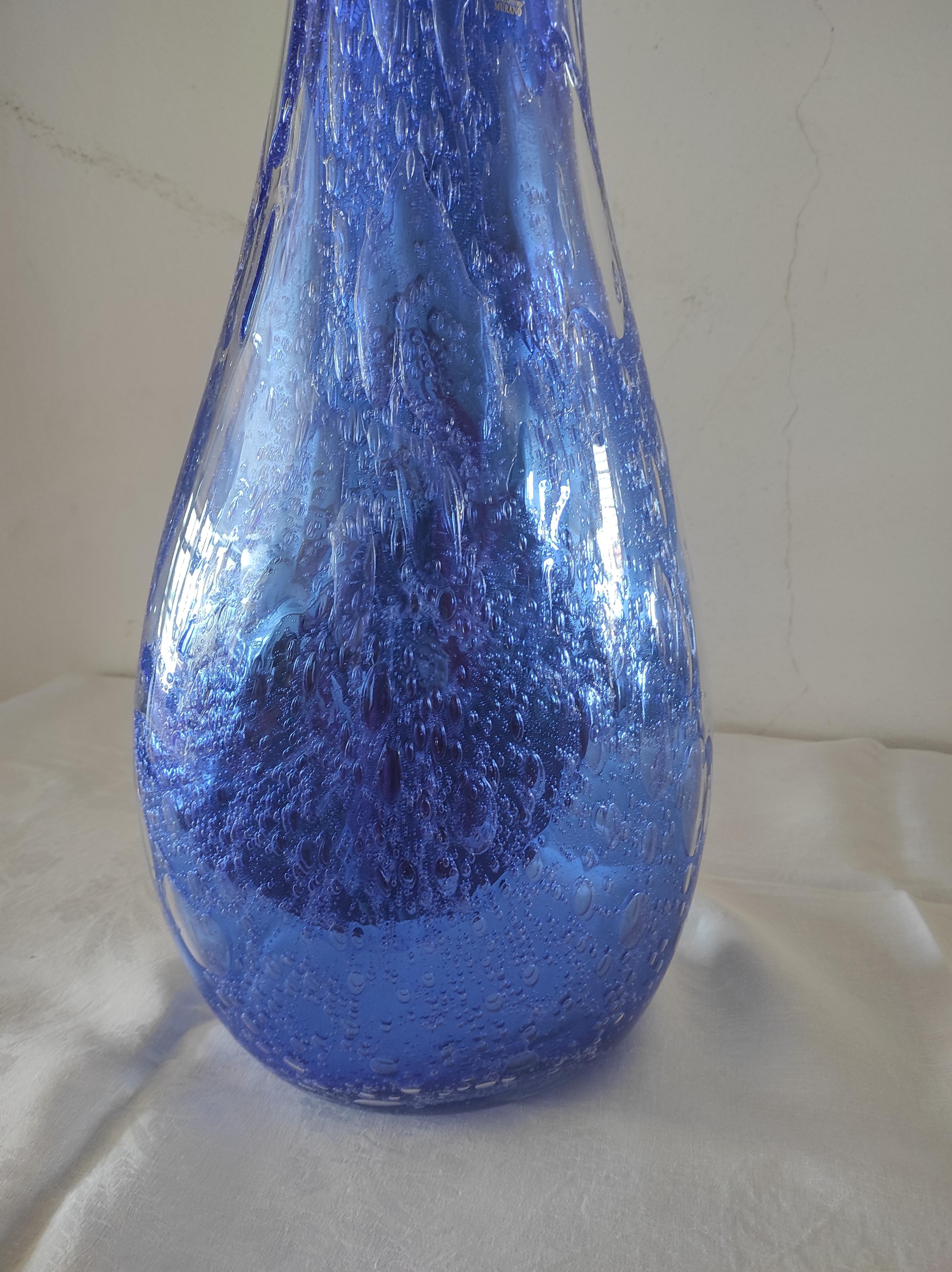Blue vase and silver leaf For Sale 1