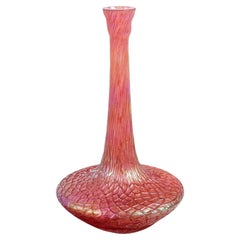 Vaso, bottiglia in vetro soffiato iridescente LOETZ. Austria, 1900s