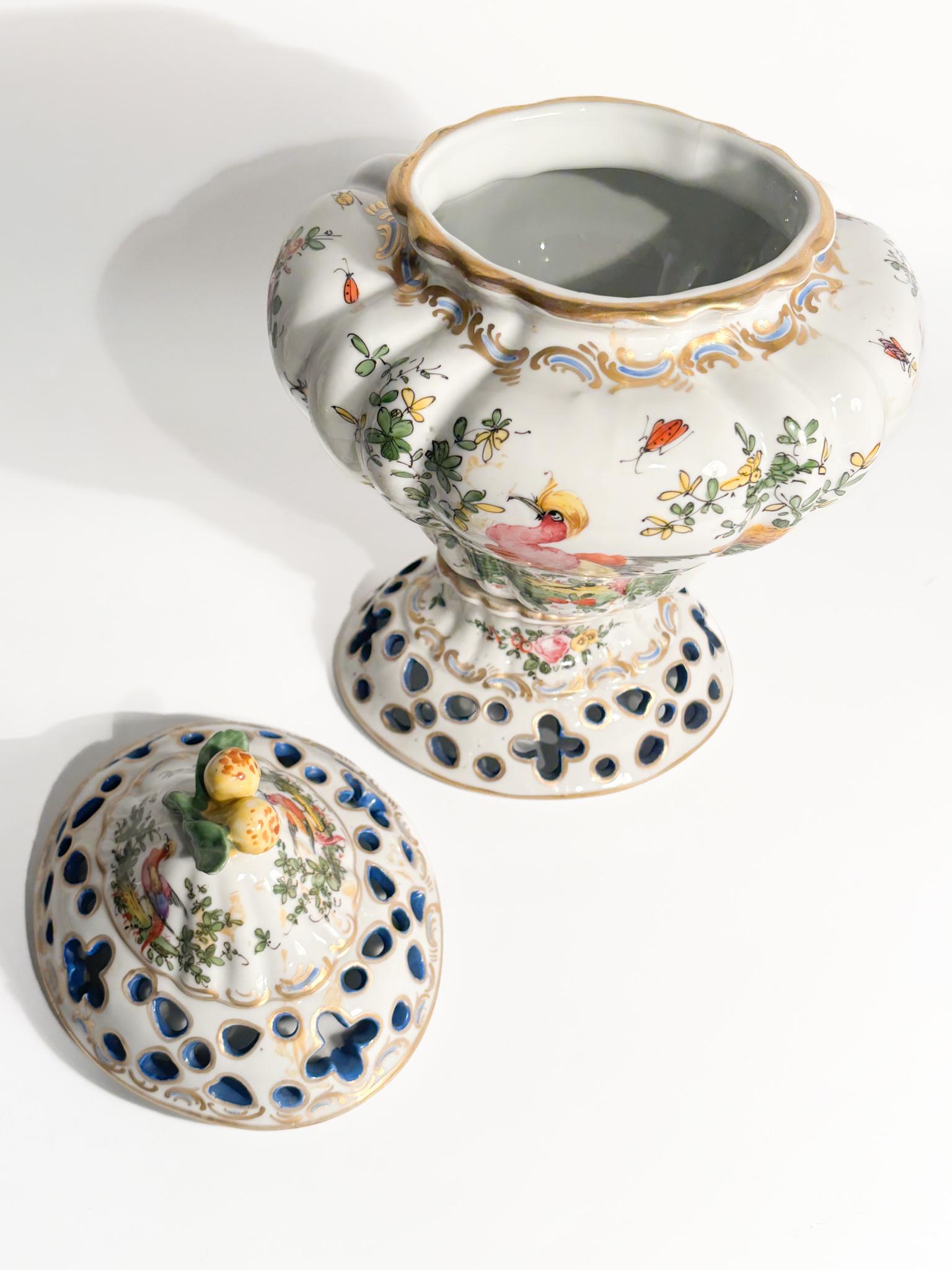 Vaso Brucia Profumo in Porcellana Francese Dipinto a Mano Anni 20 in vendita 10