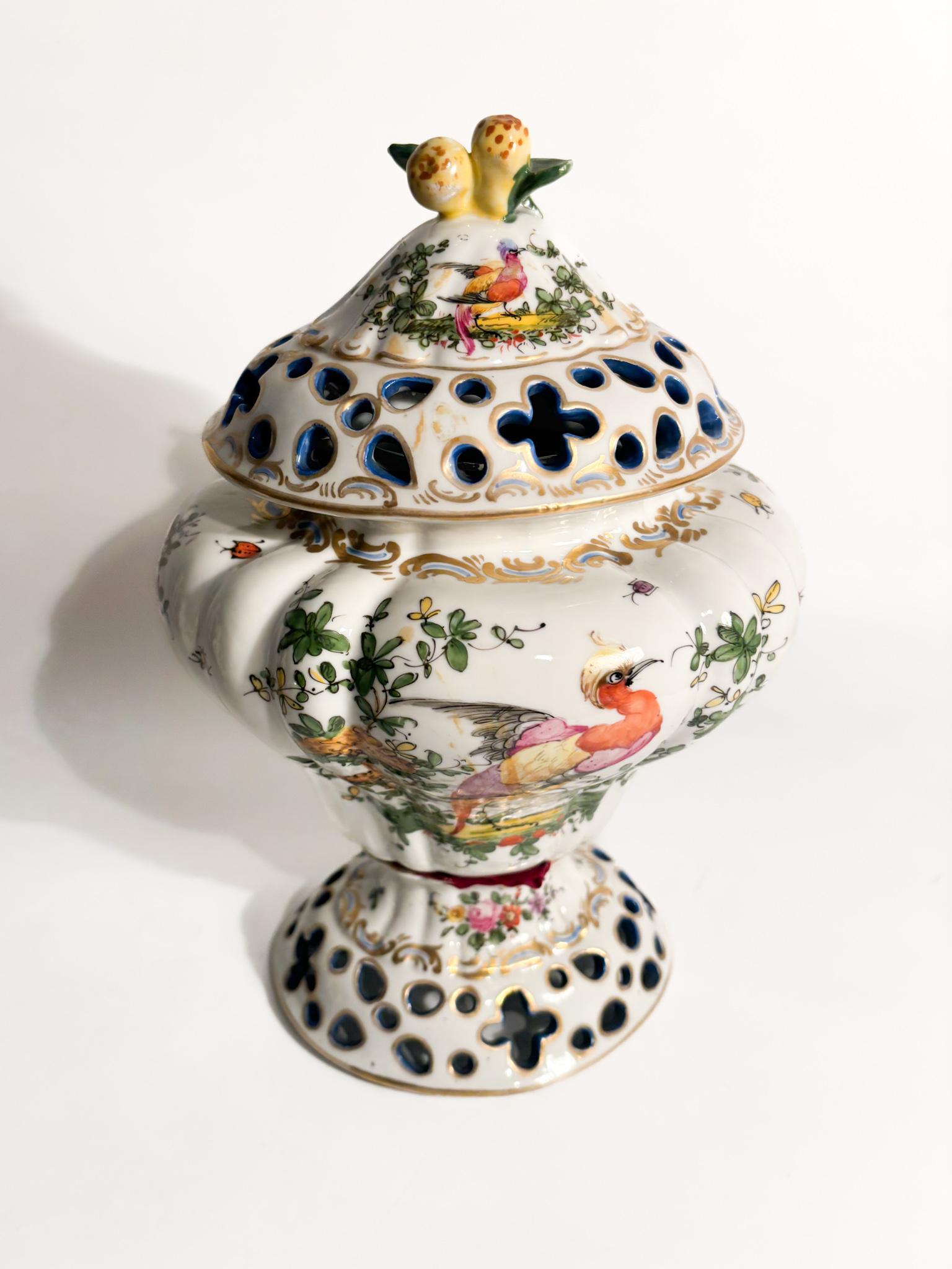 Art Nouveau Vaso Brucia Profumo in Porcellana Francese Dipinto a Mano Anni 20 in vendita