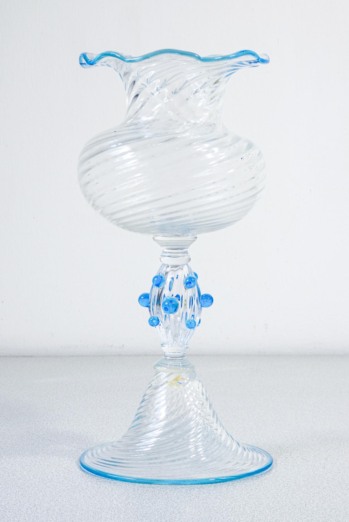 Italian Vaso, coppa in vetro soffiato di Murano. Anni 60 in vendita