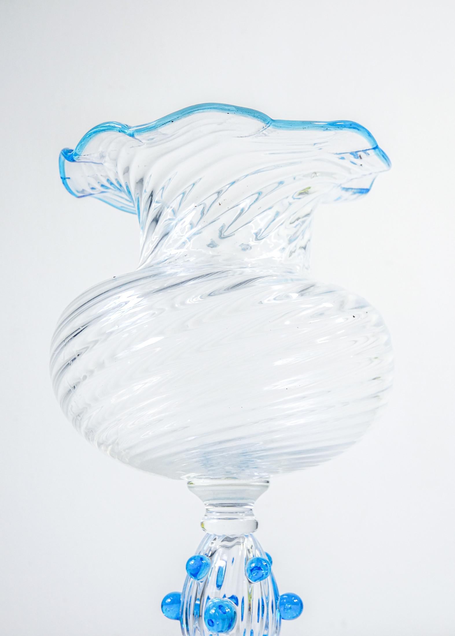 Vaso, coppa in vetro soffiato di Murano. Anni 60 in vendita 1