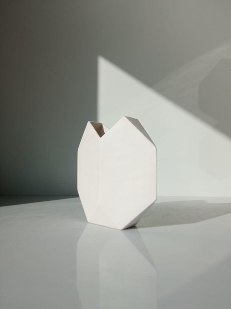 YalzoneMet Vaso Moderno A Onda In Acrilico Giallo, 16x24 Cm, Contenitore Geometrico Per Fiori E Pennelli, Decorazione Scrivania Casa Ufficio