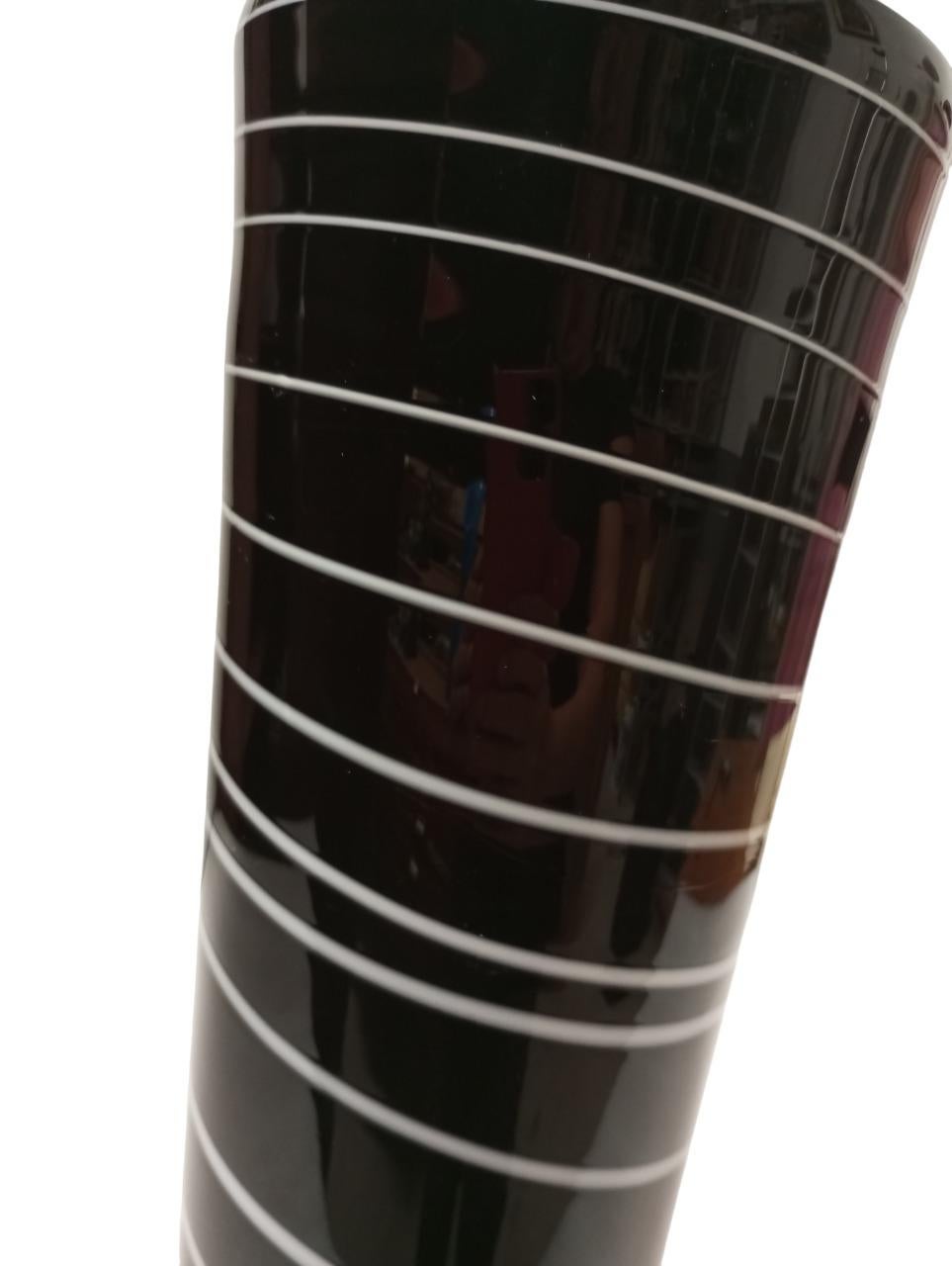 Vaso decorativo in vetro di Murano, Venezia Italia anni '90 (Glaskunst) im Angebot