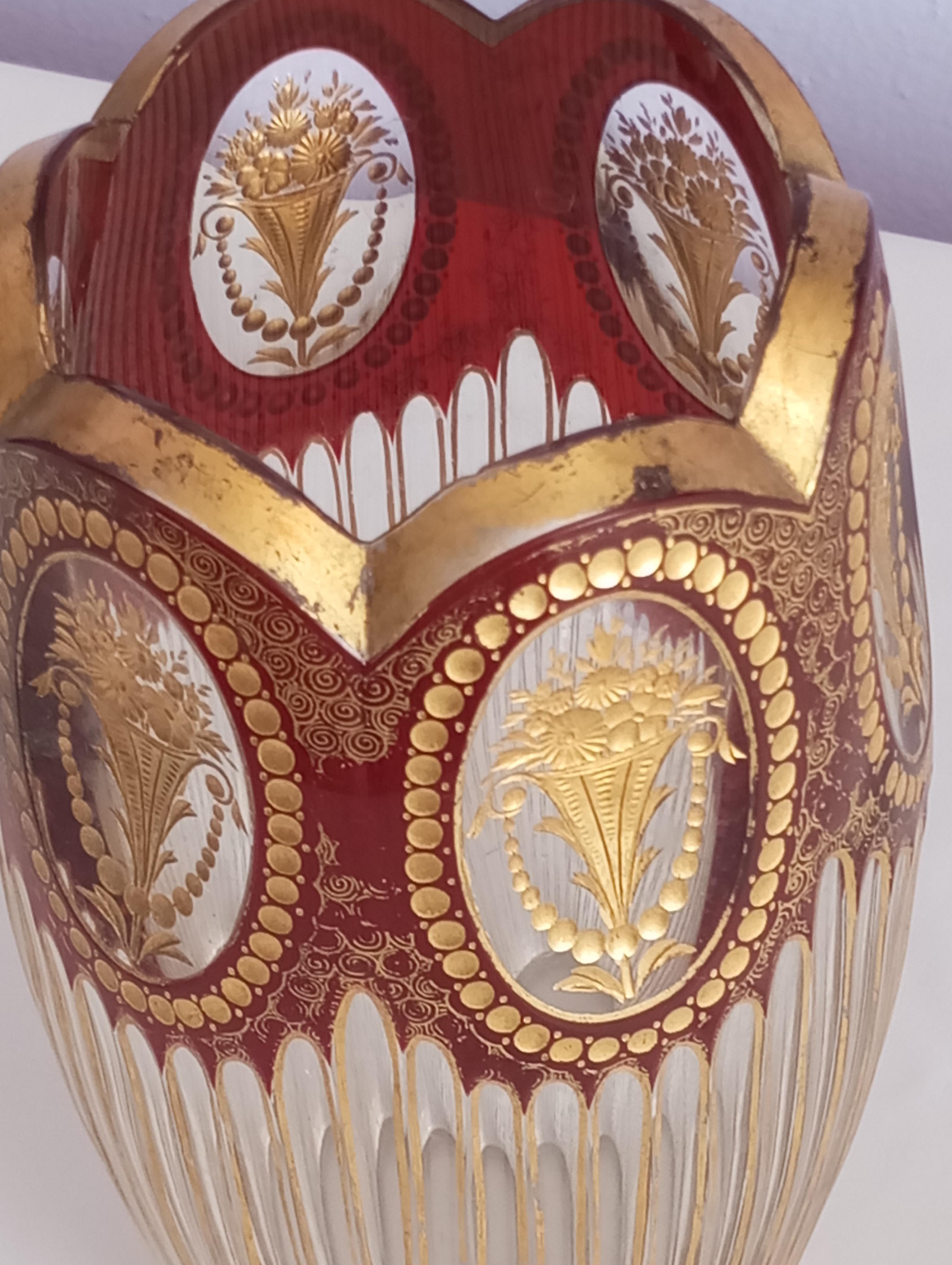 decorative beveled glass vase  Bohemia In Good Condition For Sale In Firenze, FI