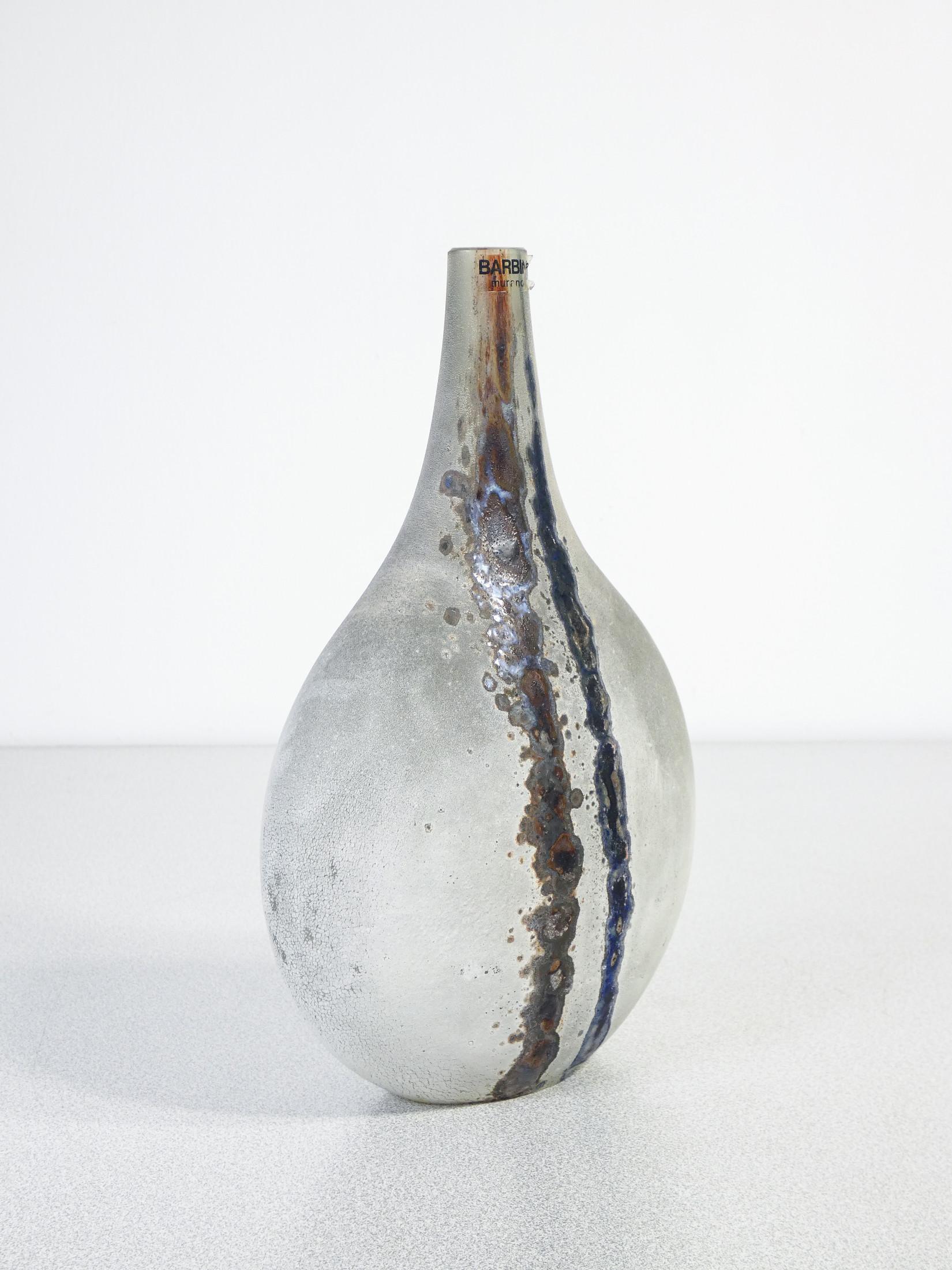 Italian Vase from the Scavo series in blown sonorous glass, design Alfredo BARBINI. Murano For Sale