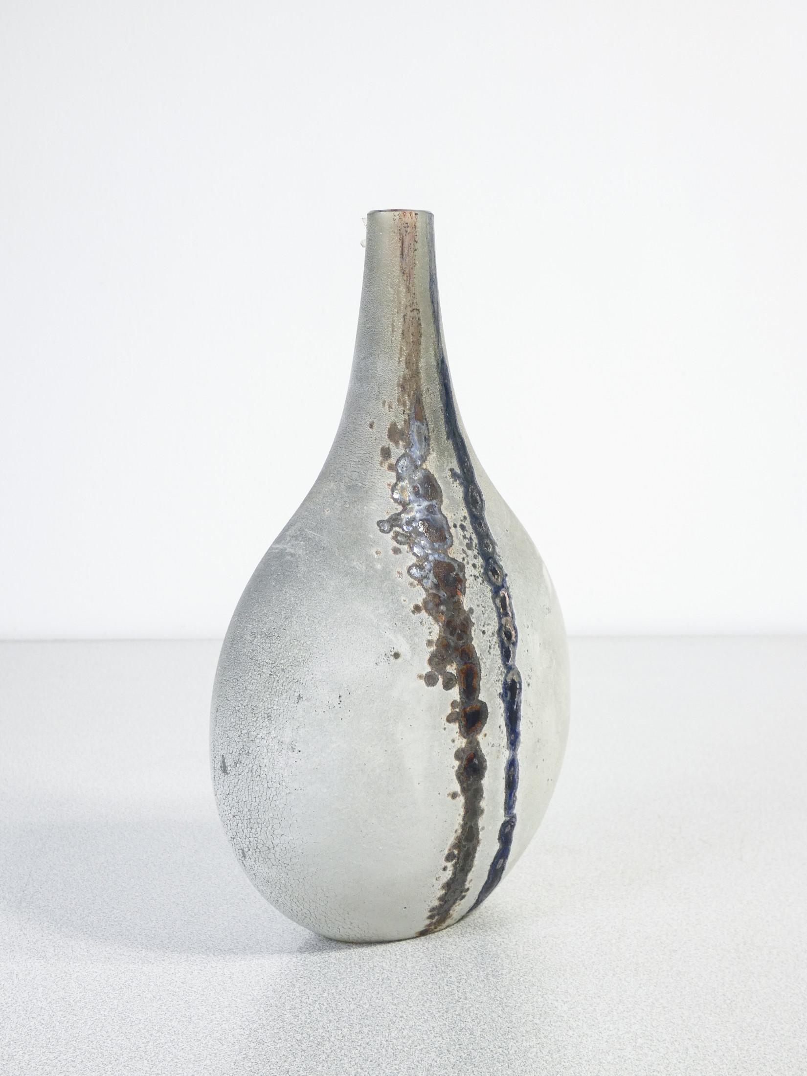 Vase der Serie Scavo aus mundgeblasenem, klangvollem Glas, Design Alfredo BARBINI. Murano (Late 20th Century) im Angebot