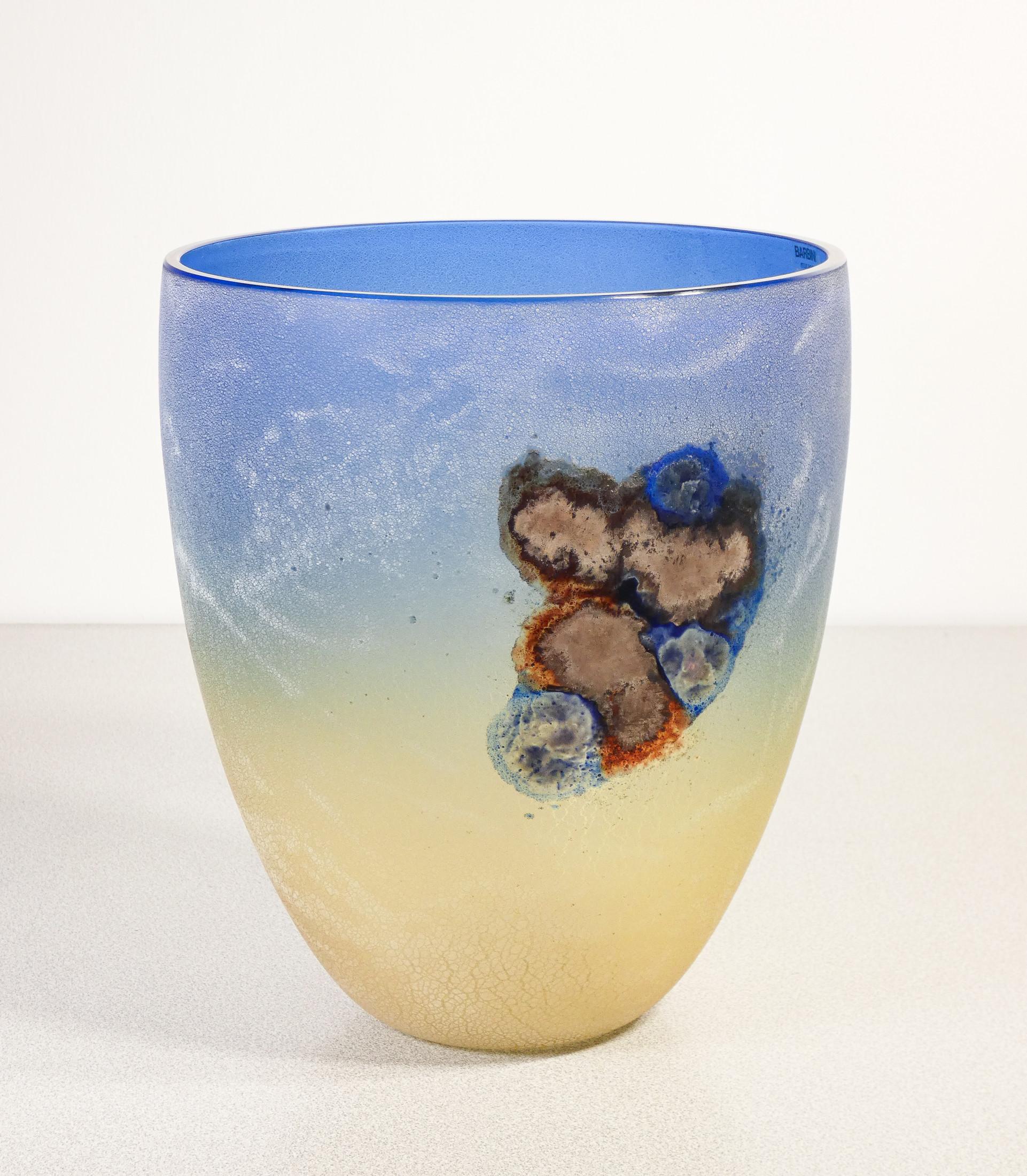 Blown Glass Vase from the Scavo series in blown sonorous glass, design Alfredo BARBINI. Murano For Sale