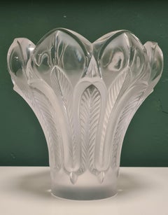 Esna vase by Lalique