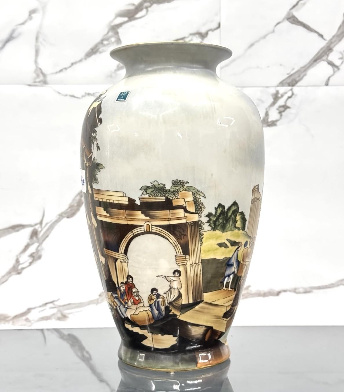 Late 20th Century Vaso in Ceramica Decoro Vecchia Faenza Anni 70 design modernariato Italiano en vente