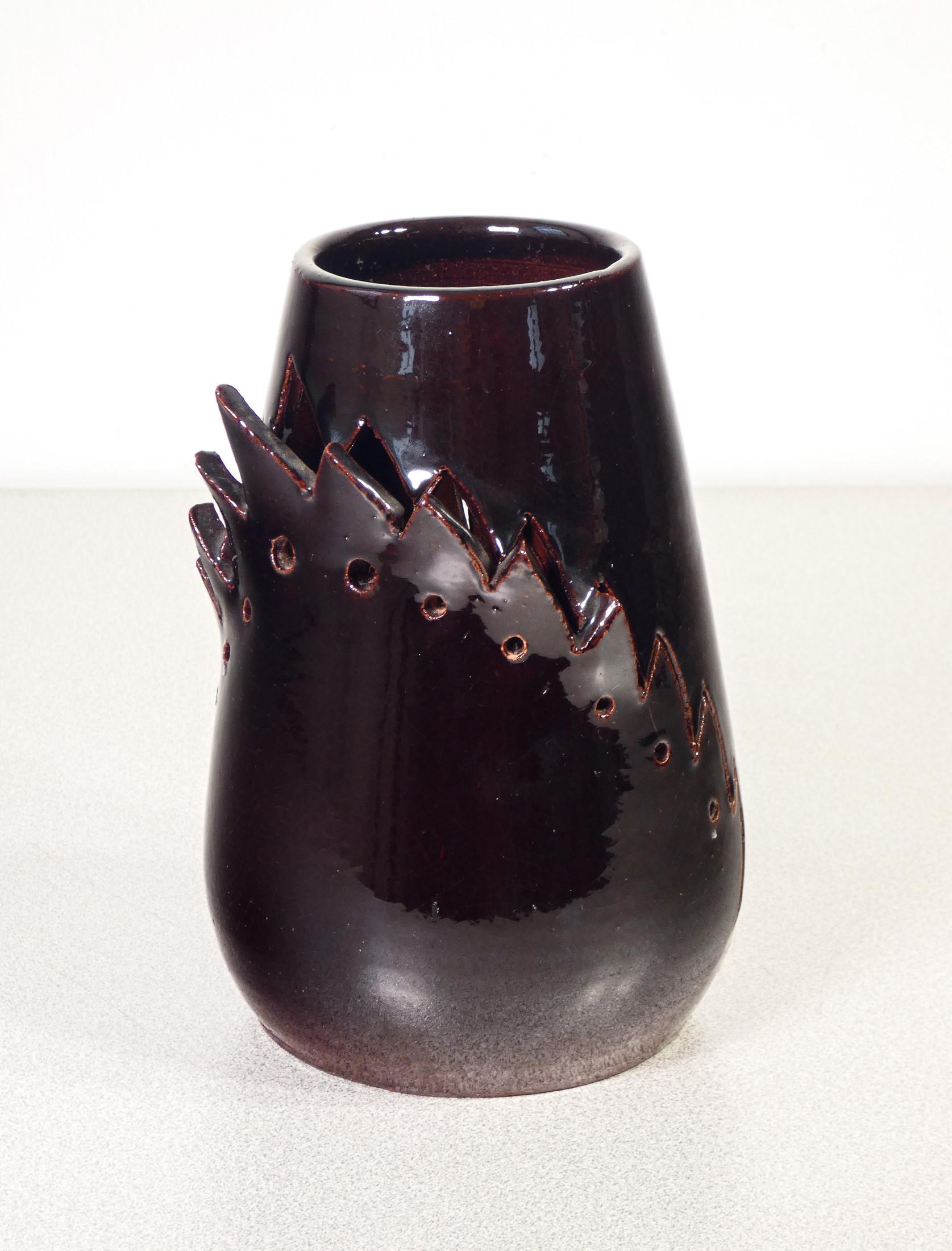 Ceramic vase, design Marco SILOMBRIA for G.M.A. 1903. Italy, 1996 For Sale 1