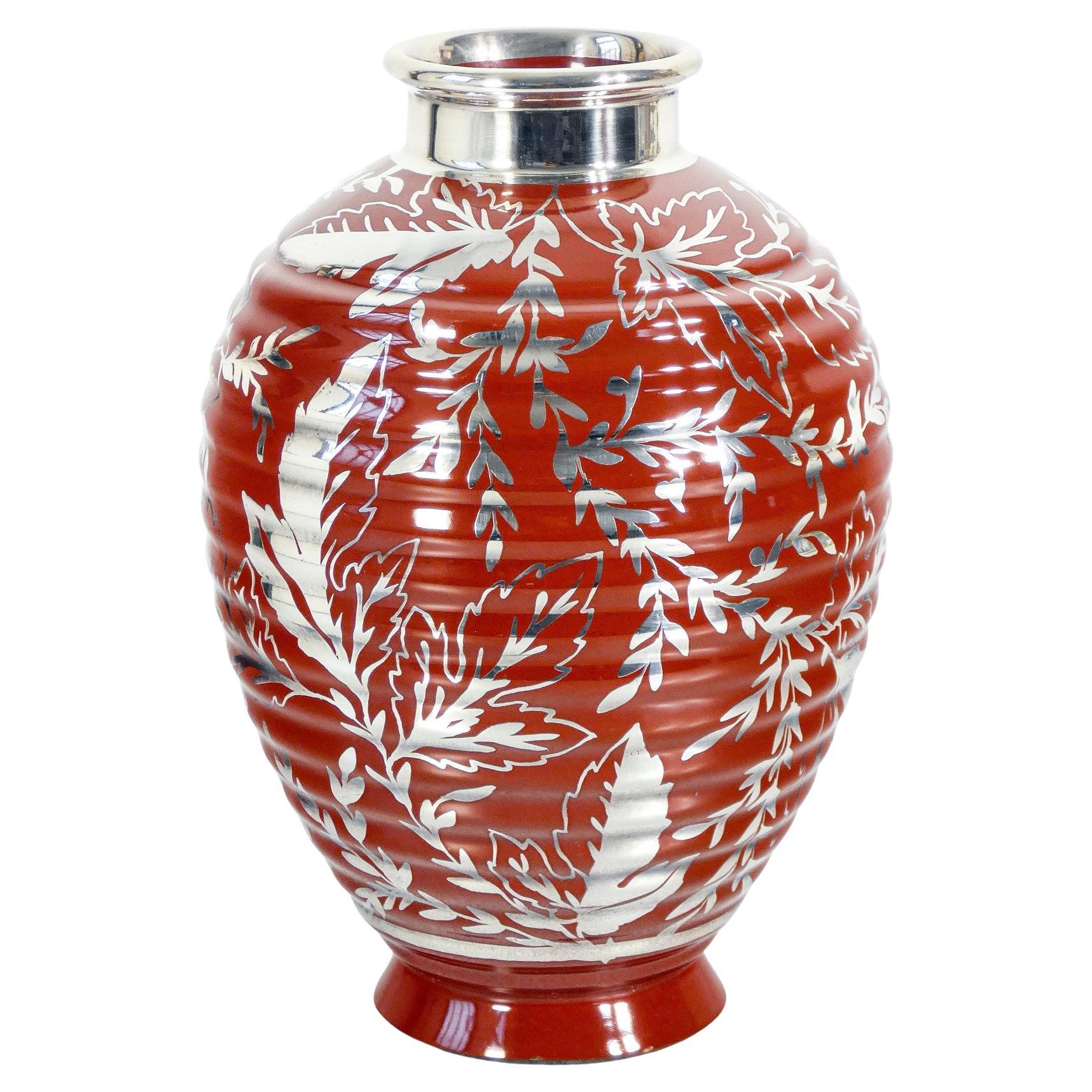 Vaso in ceramica e lamina d'argento, design Giò PONTI per Richard Ginori. 1930s in vendita