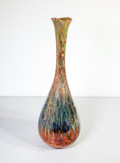 Ceramic vase signed Vittoria MAZZOTTI, decorated with lustre. Albisola, 1960s