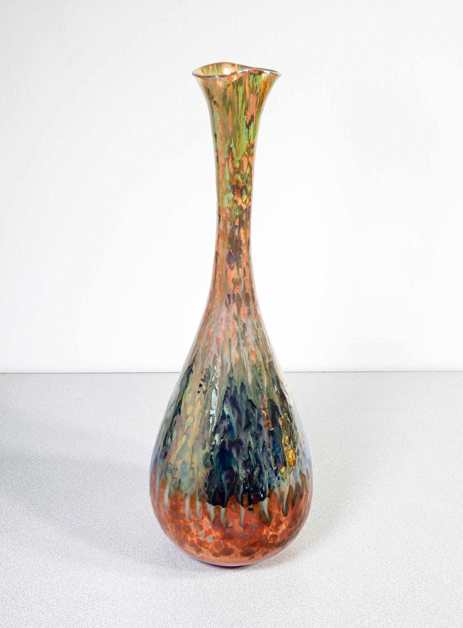 Italian Vase en céramique signé Vittoria MAZZOTTI, décoré de lustre. Albisola, 1960 en vente