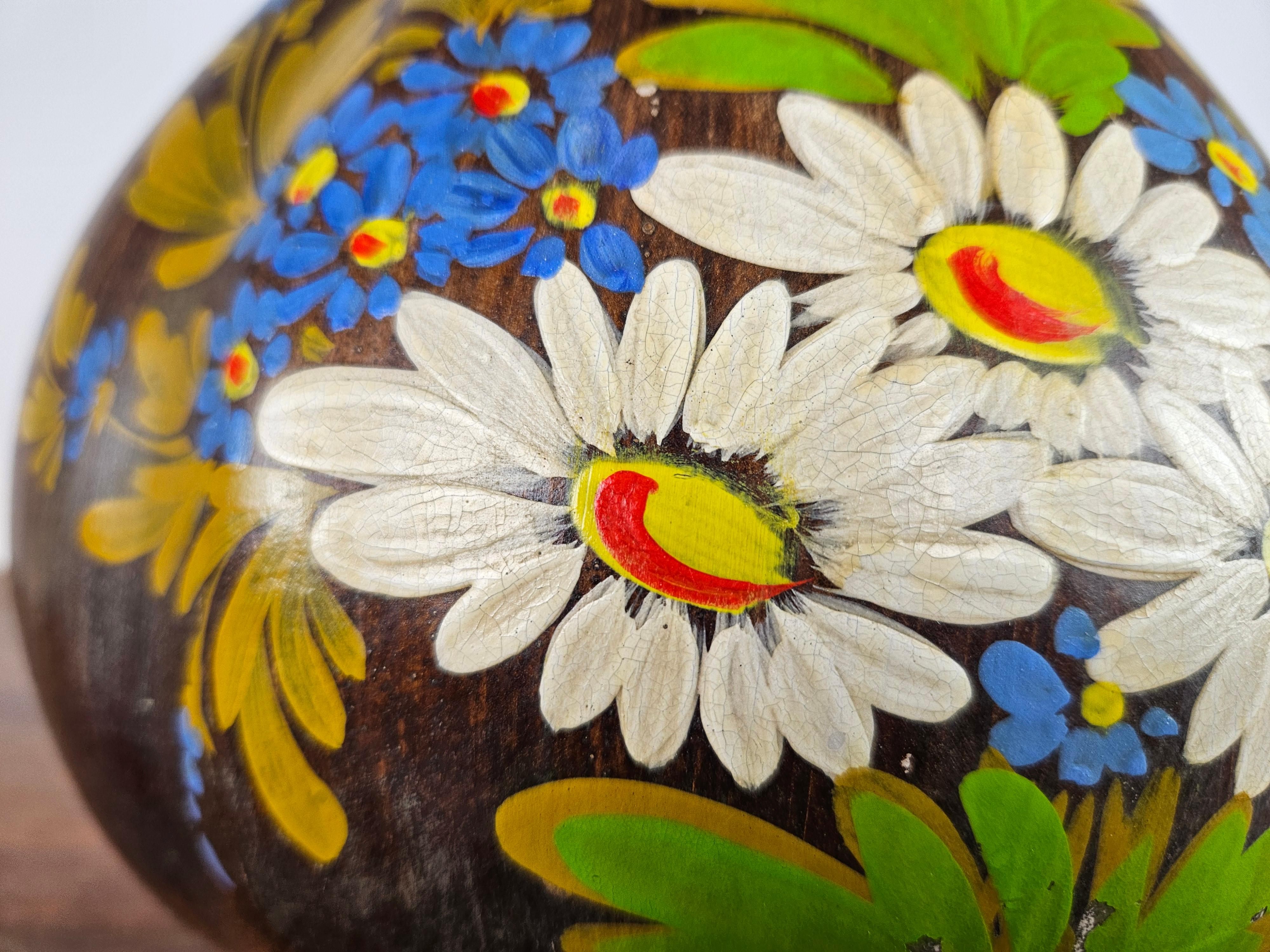 Vaso in ceramica marrone con decori floreali anni '90 in vendita 6