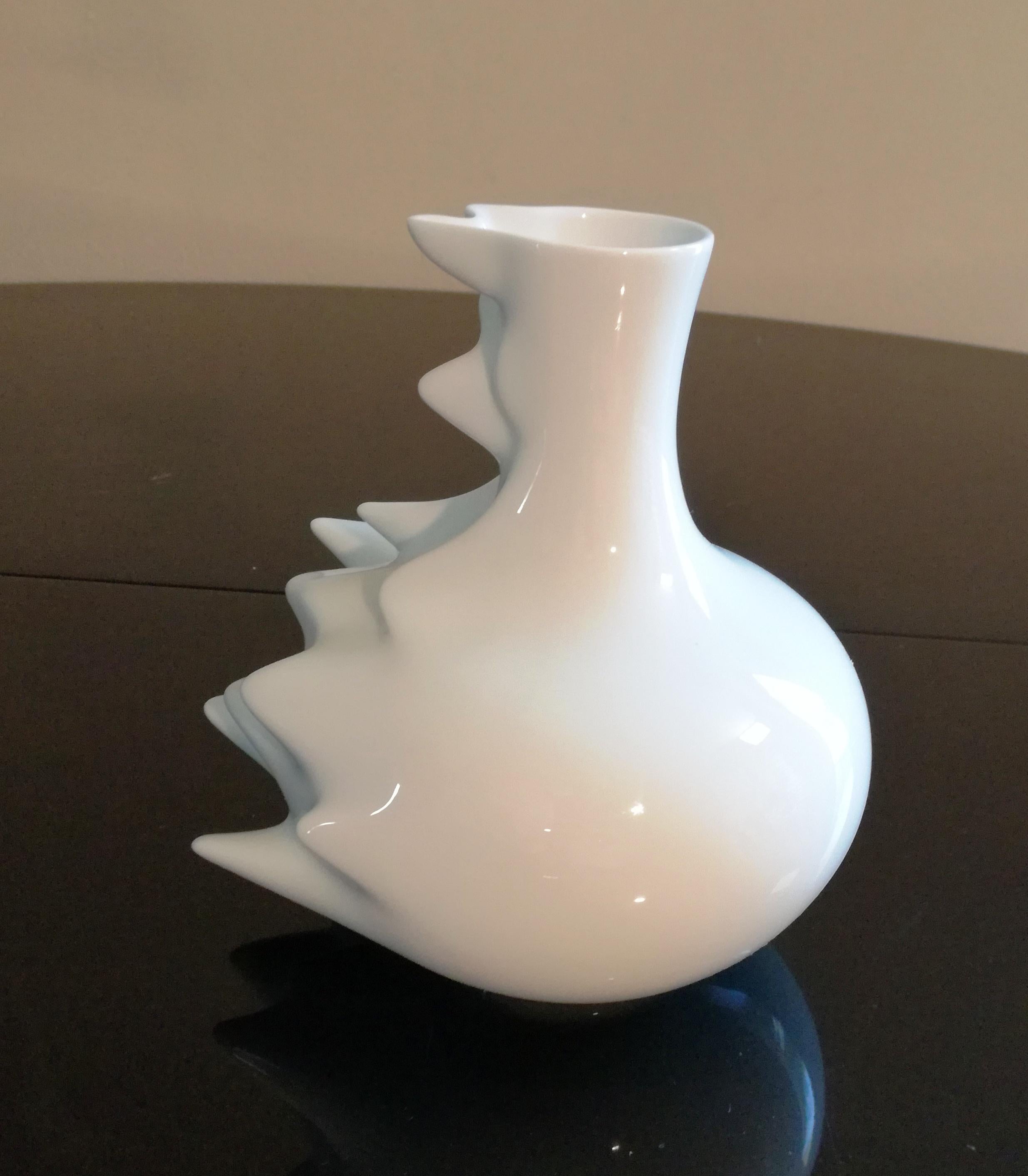 Vaso in Ceramica Rosenthal, Mod. Fast. by Cedric Ragot In Excellent Condition For Sale In Felino, IT