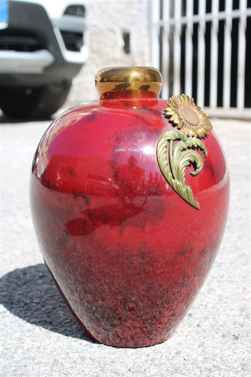 Red Ceramic Vase with Gold and Brass inserts 1930 Art Decò Italy In Good Condition For Sale In Palermo, Sicily