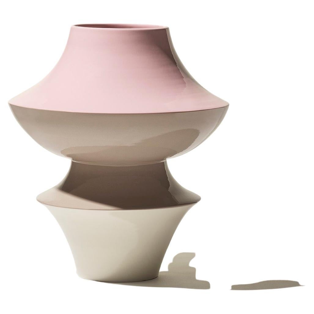 "Trottola", vaso in ceramica a ruota, rosa, avorio, smalto tortora, Gatti 1928 Faenza