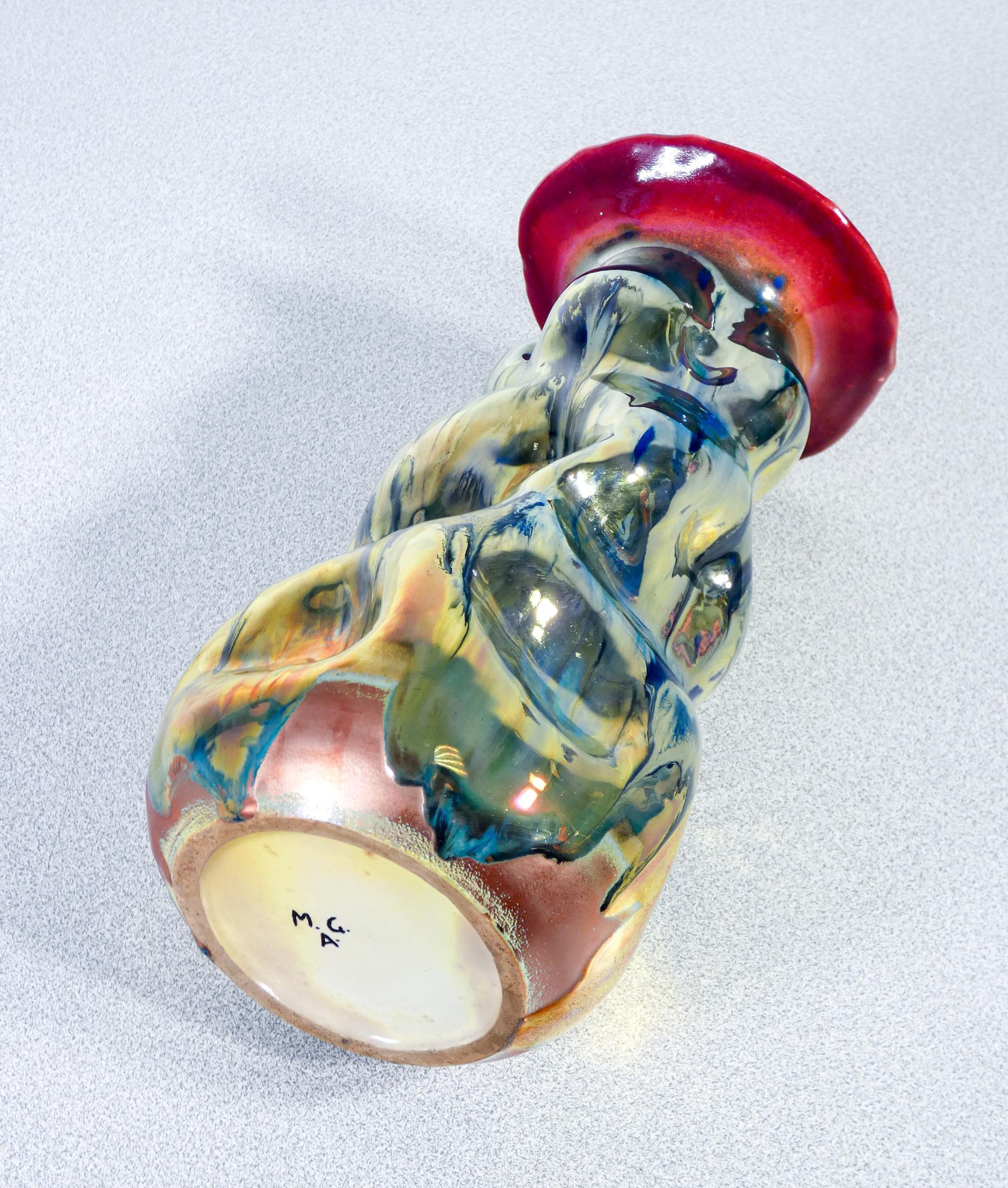 Vase en cermica signé M.G.A. avec décor lustré. Albisola Italie, Première année 1900 en vente 3