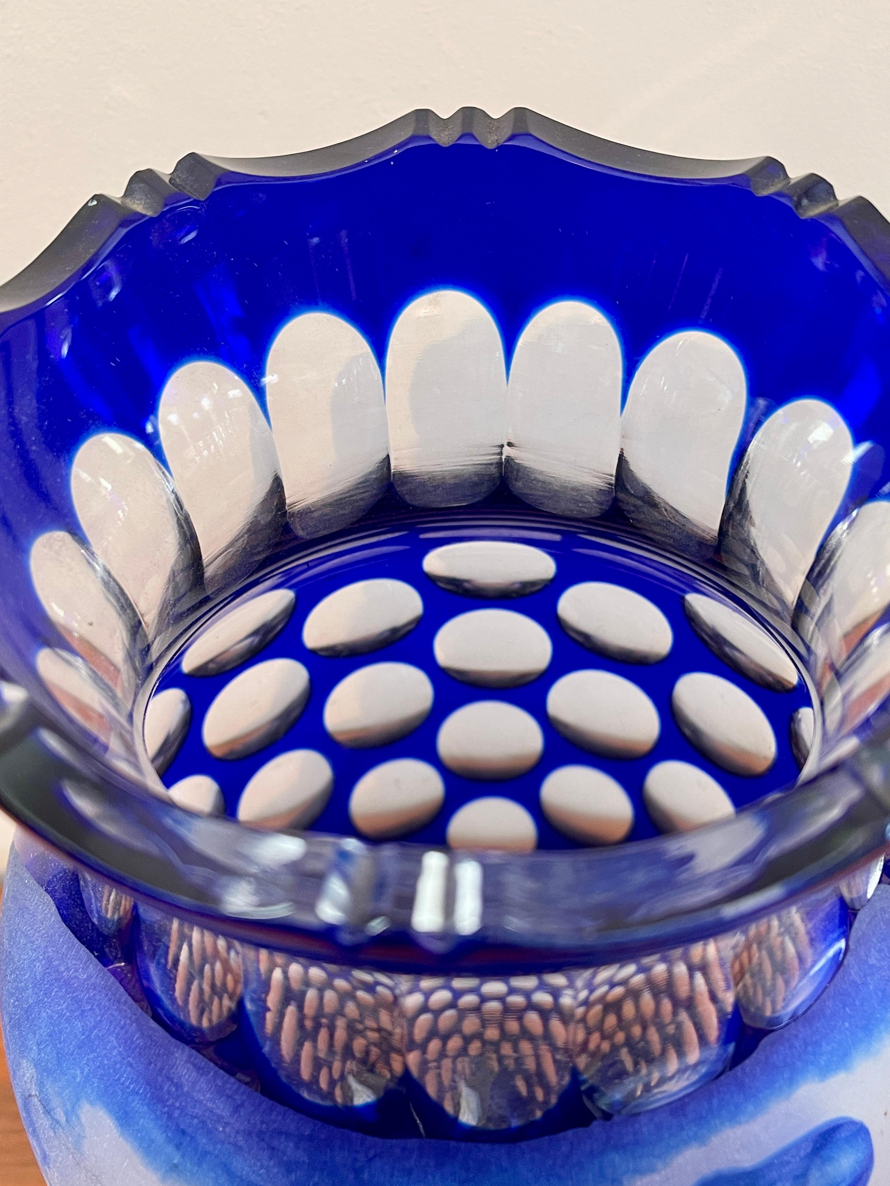 Vaso in cristallo bohemia Classici XX secolo in vendita 2
