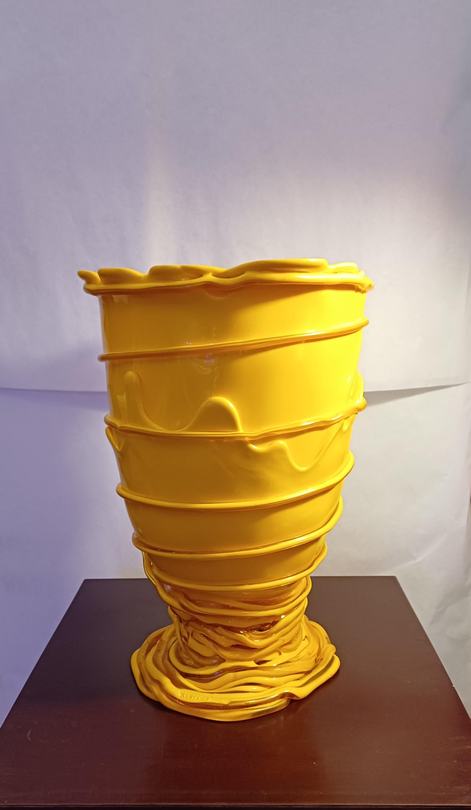 Modern Vaso in resina Gaetano Pesce