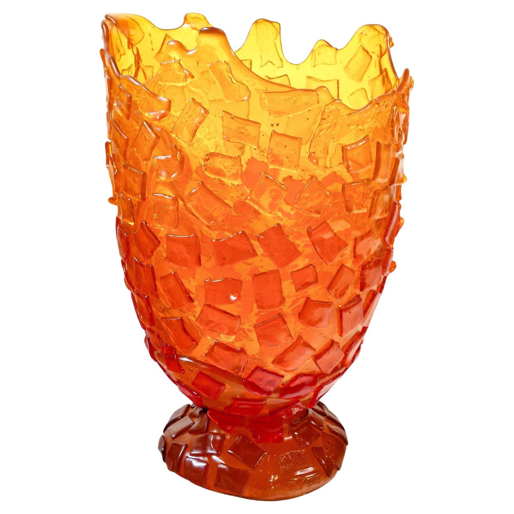 Vaso in resina "Rock" design Gaetano PESCE per FISH Design. Italia, 2017