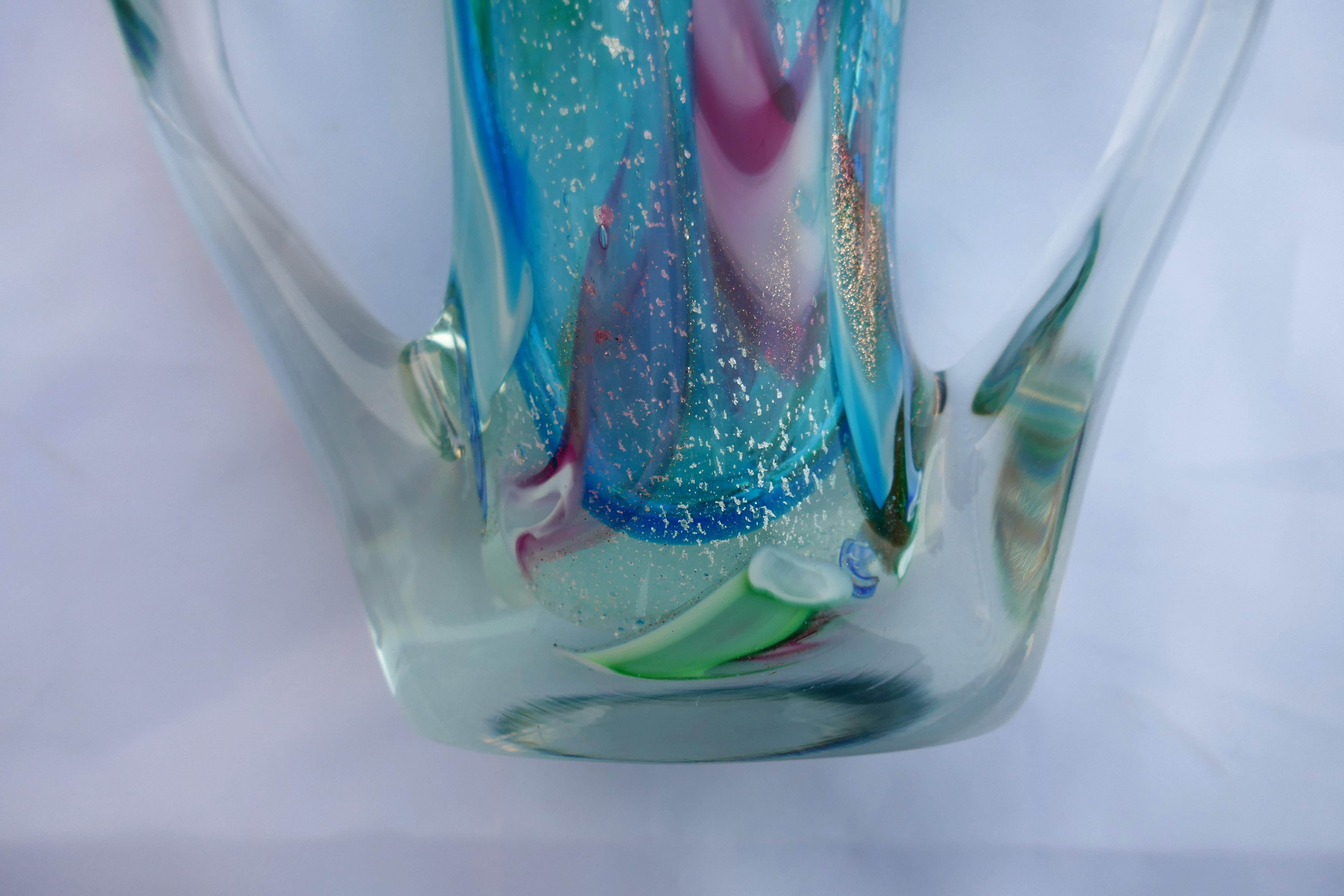 Verre de Murano Avem Vase de style Anzolo Fuga avec inclusions d'argent en vente