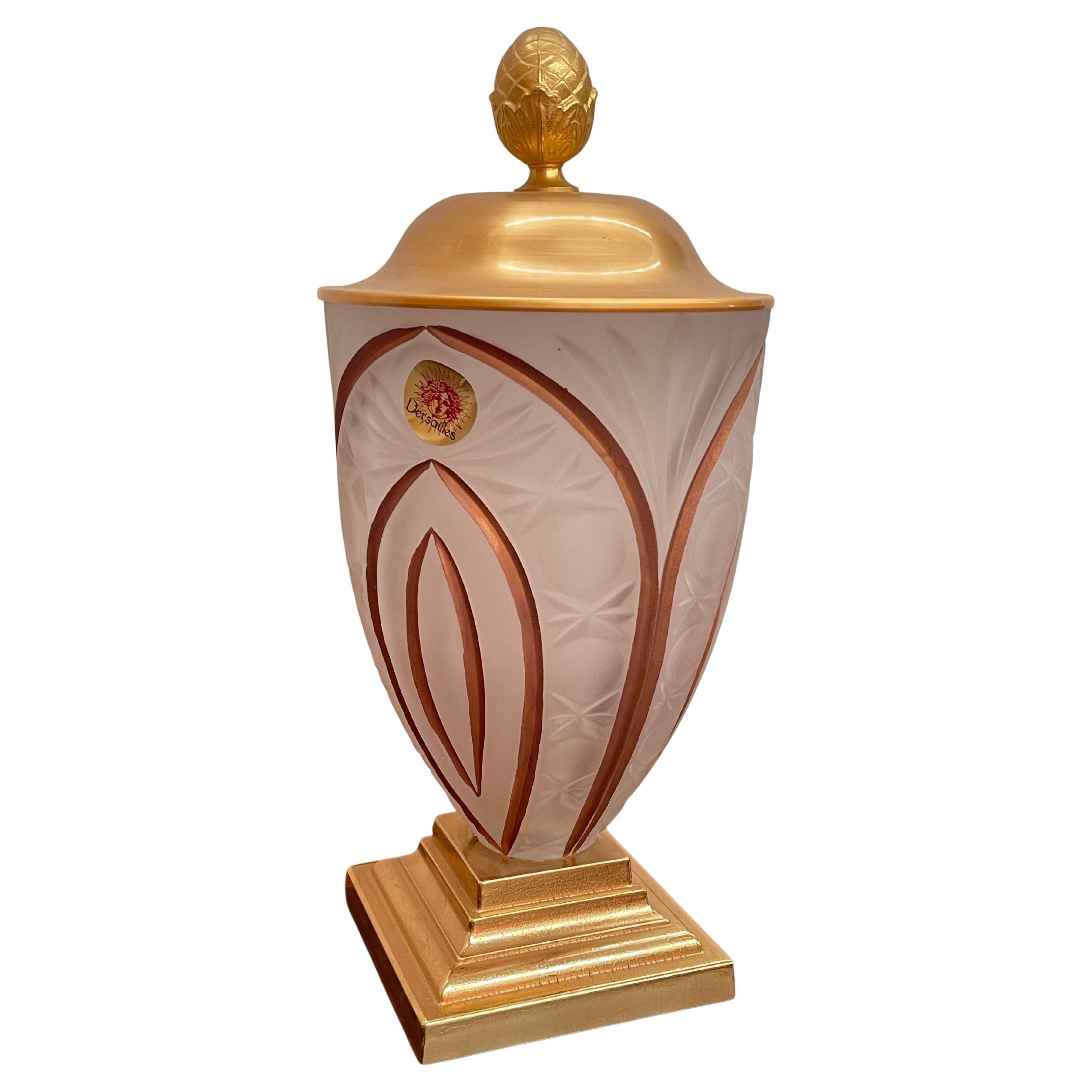 Vase en verre d'art avec base et couvercle dorés, Italie, années 1990