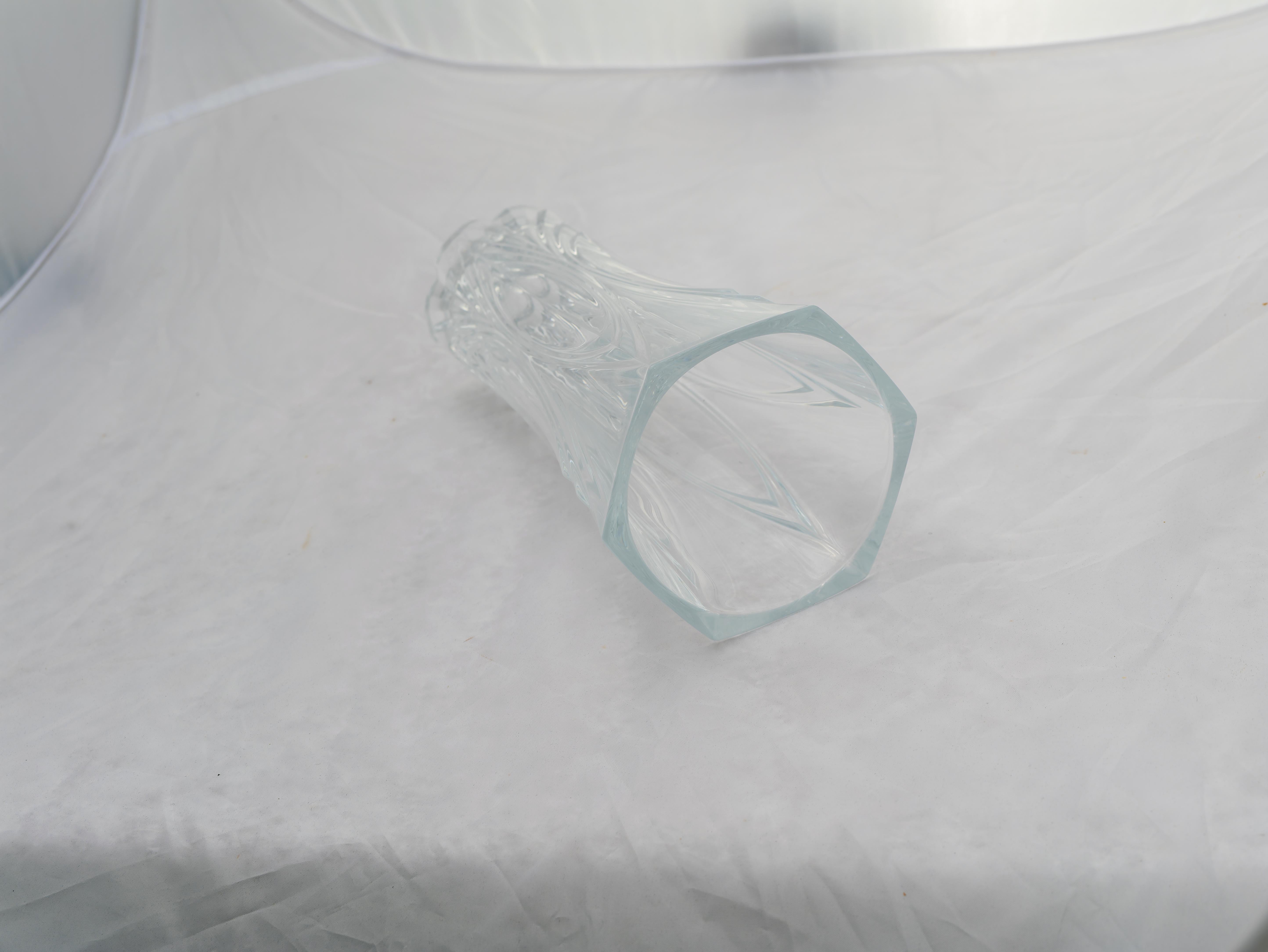Transparent art glass vase, 1960s In Good Condition For Sale In Bastia Umbra, IT