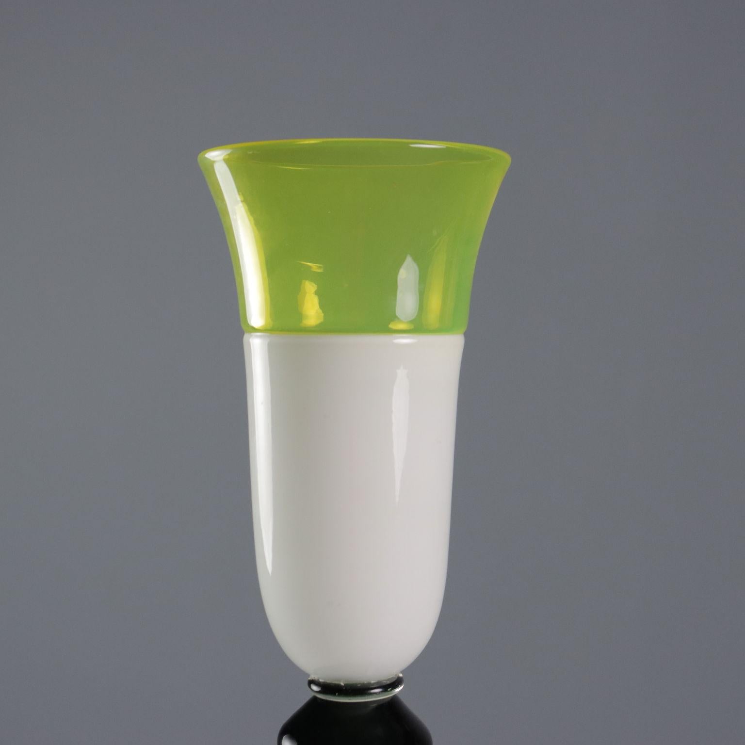 Jarrón de cristal de Murano Roberto Scarpa Italia 1987 Moderno de mediados de siglo en venta