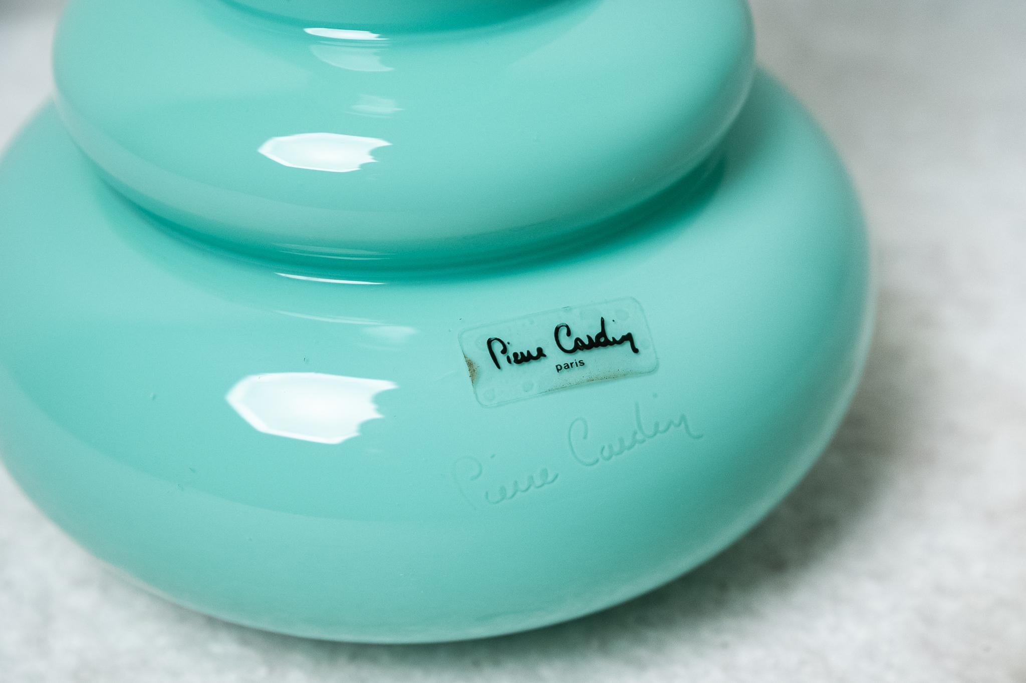 French Vaso in vetro francese firmato Pierre Cardin, Anni '80 in vendita