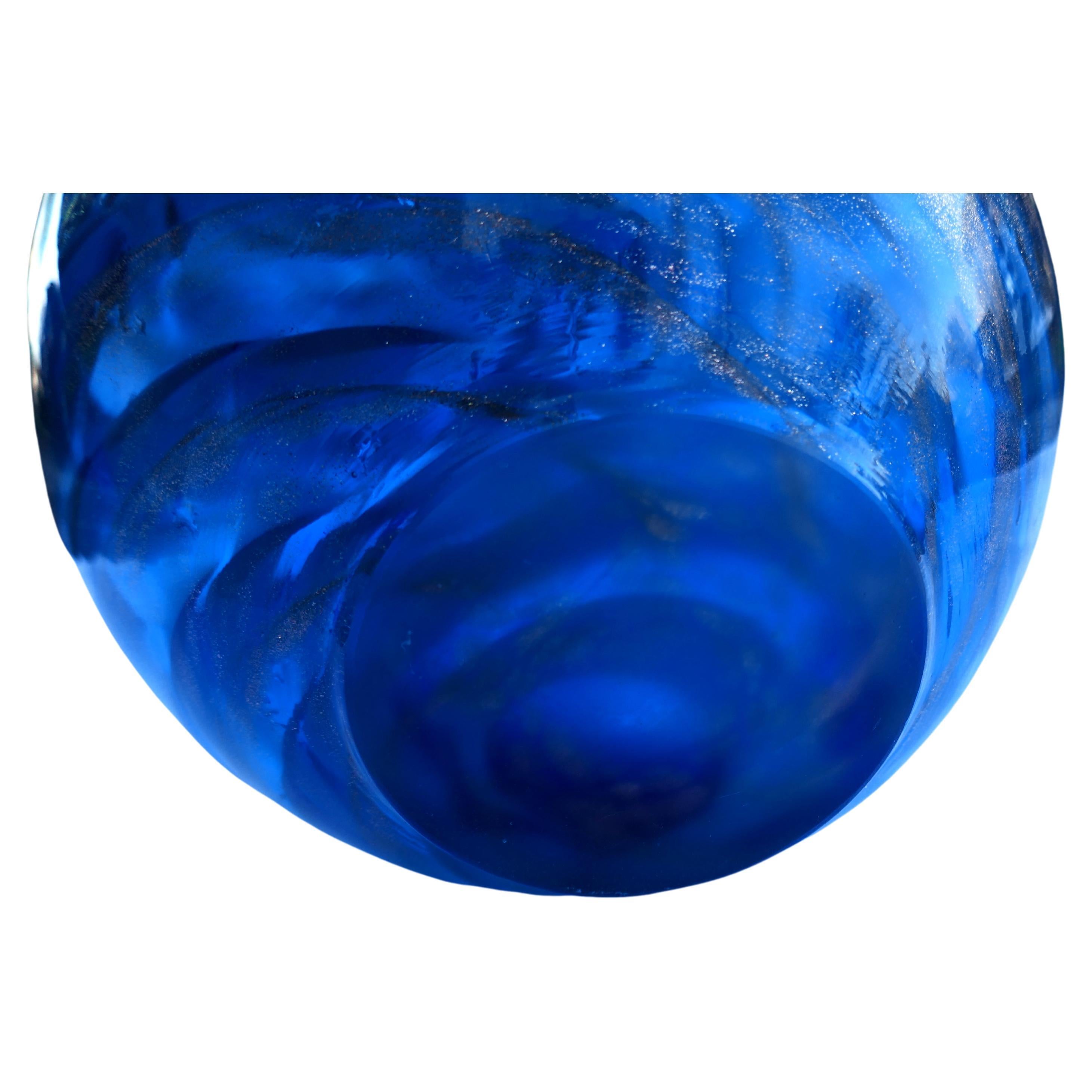 Perfect glass vase by Fratelli Toso
Thank you