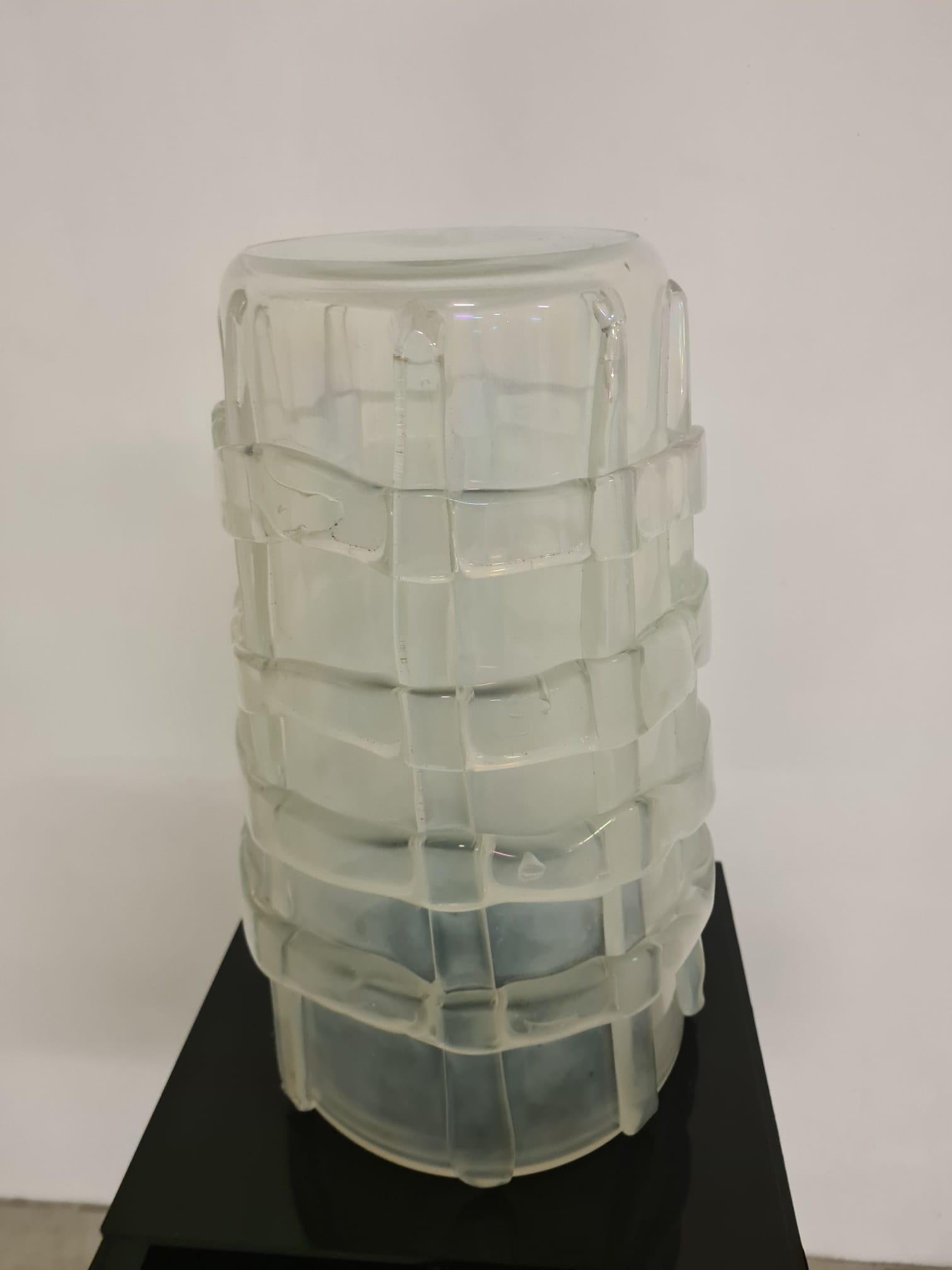Jarrón de cristal iridiscente con aplicaciones de ercole Barovier para Ferro, Toso & Baro en venta 13