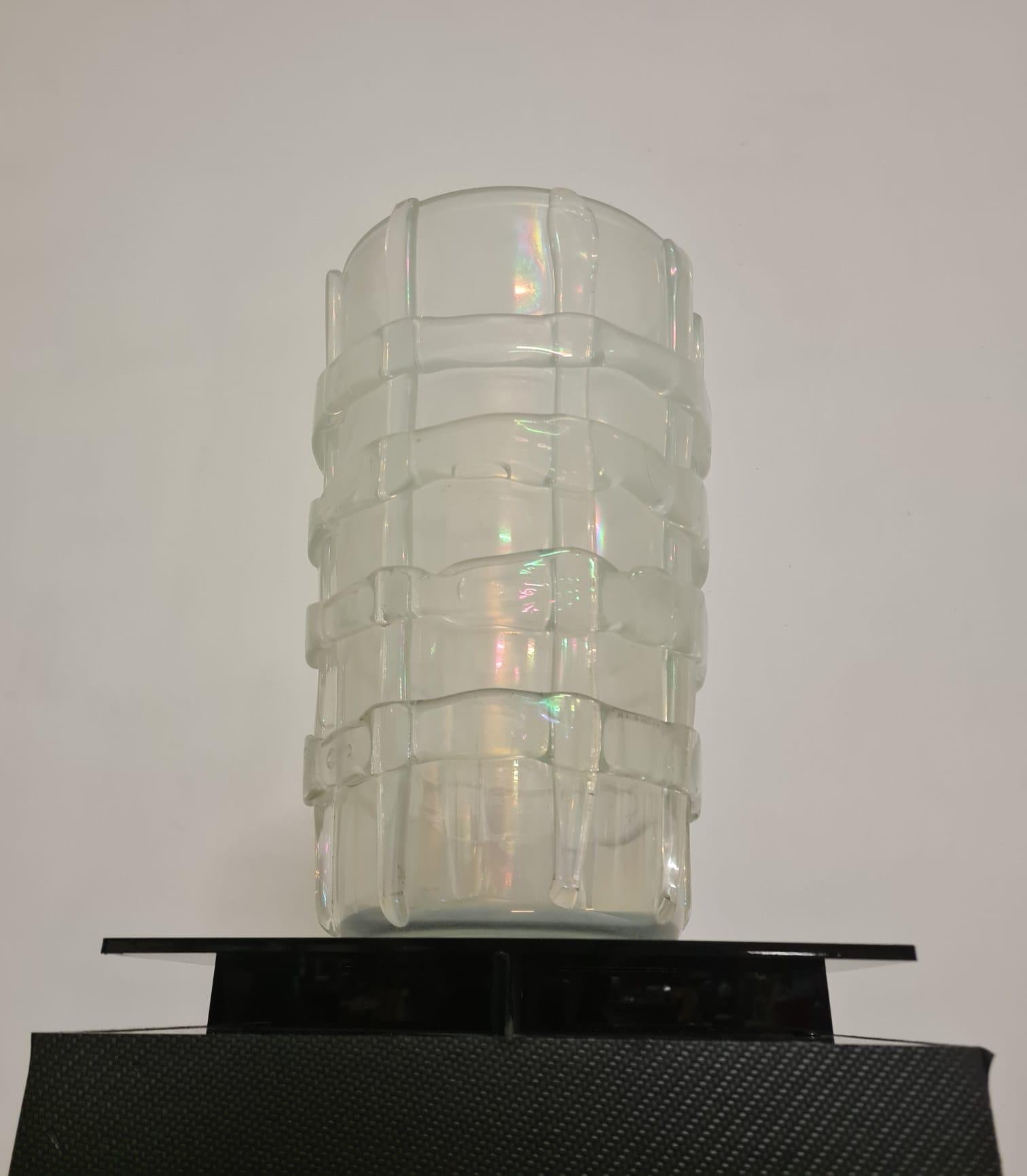 Jarrón de cristal iridiscente con aplicaciones de ercole Barovier para Ferro, Toso & Baro en Excelente estado para la venta en Torino, IT