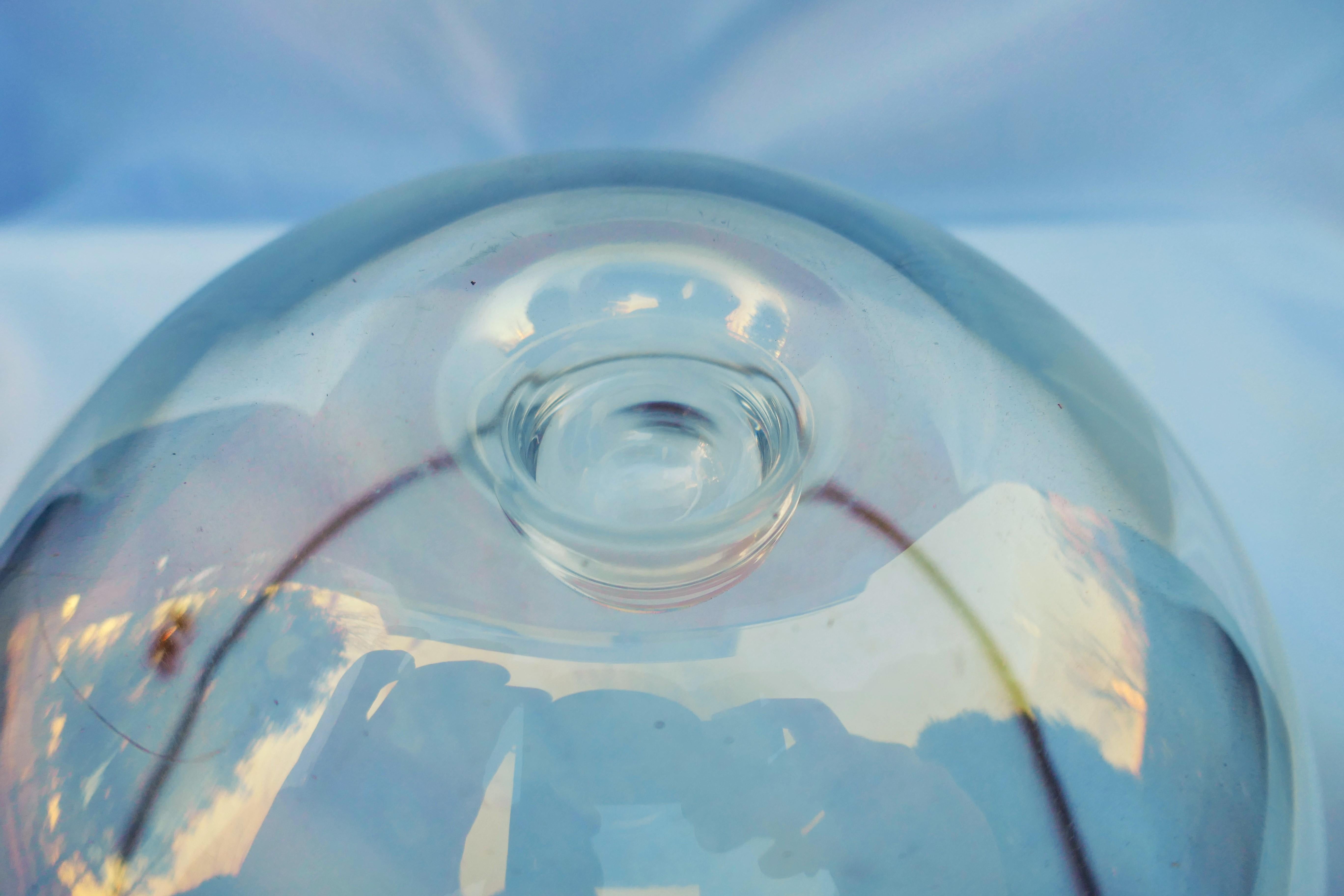 Glass Vaso in vetro iridiscente con bordo in oro  produzione Carlo Moretti For Sale