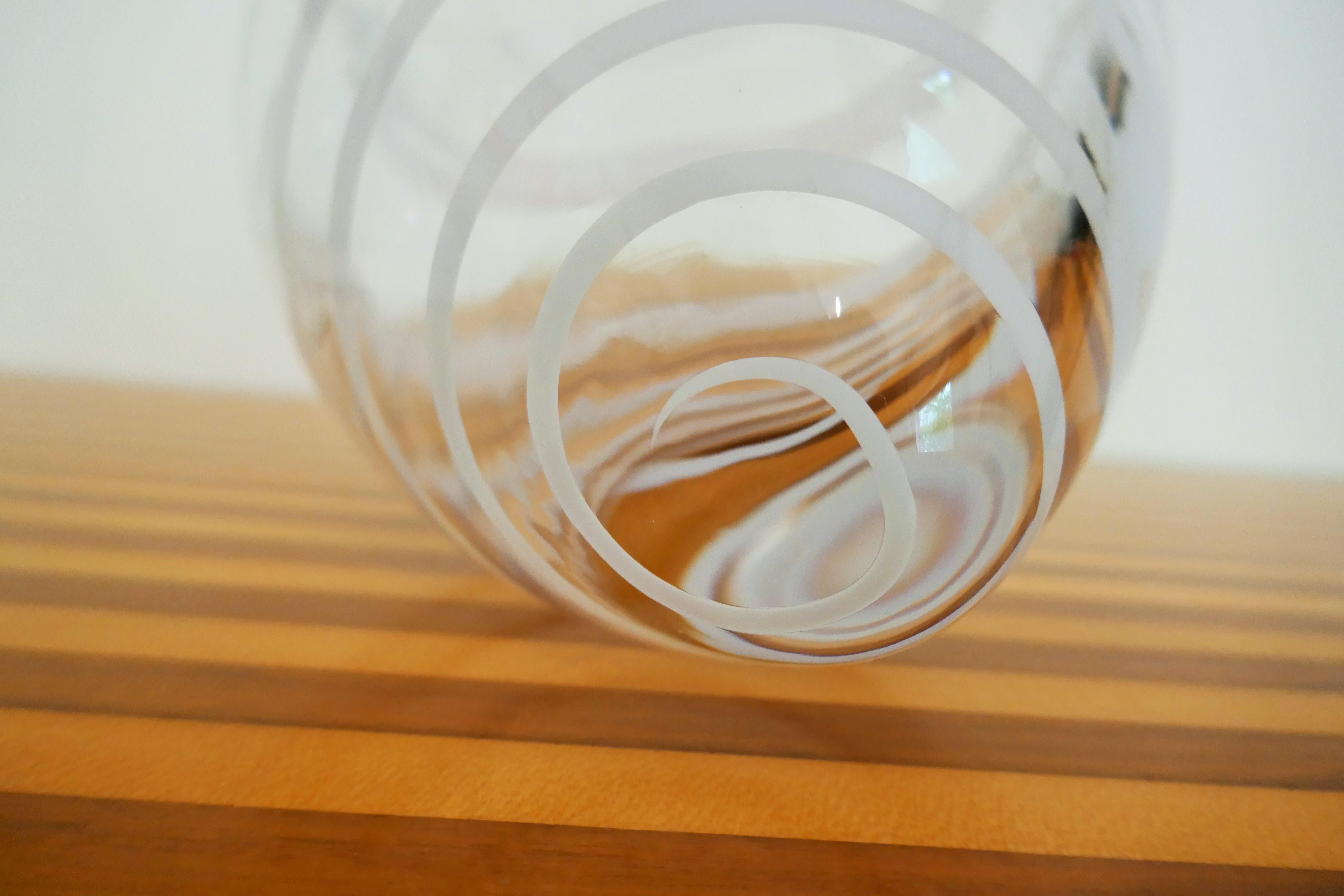 Vaso in vetro V Nason - conchiglia - spirale - firma a punta For Sale 4