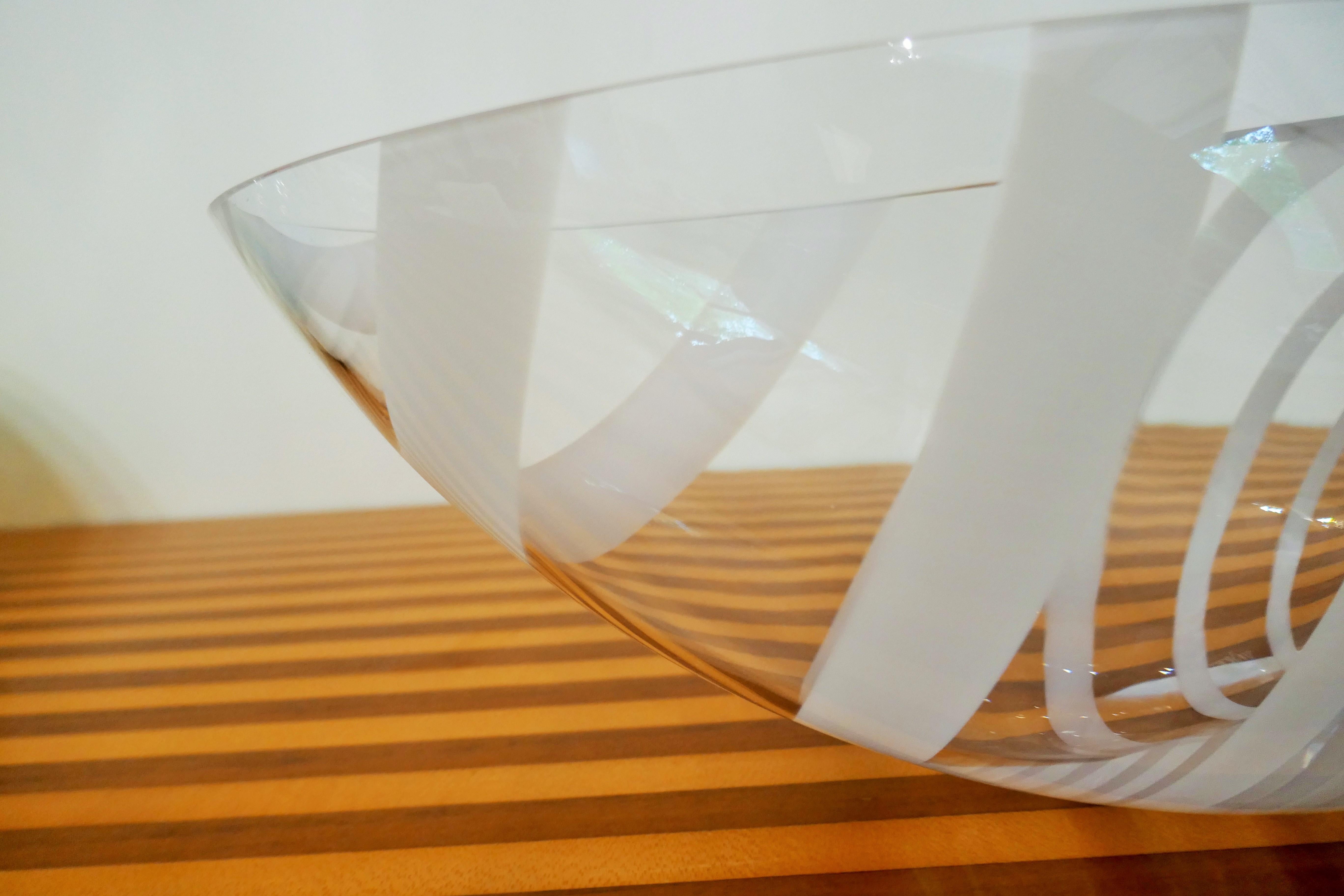 Italian Vaso in vetro V Nason - conchiglia - spirale - firma a punta For Sale