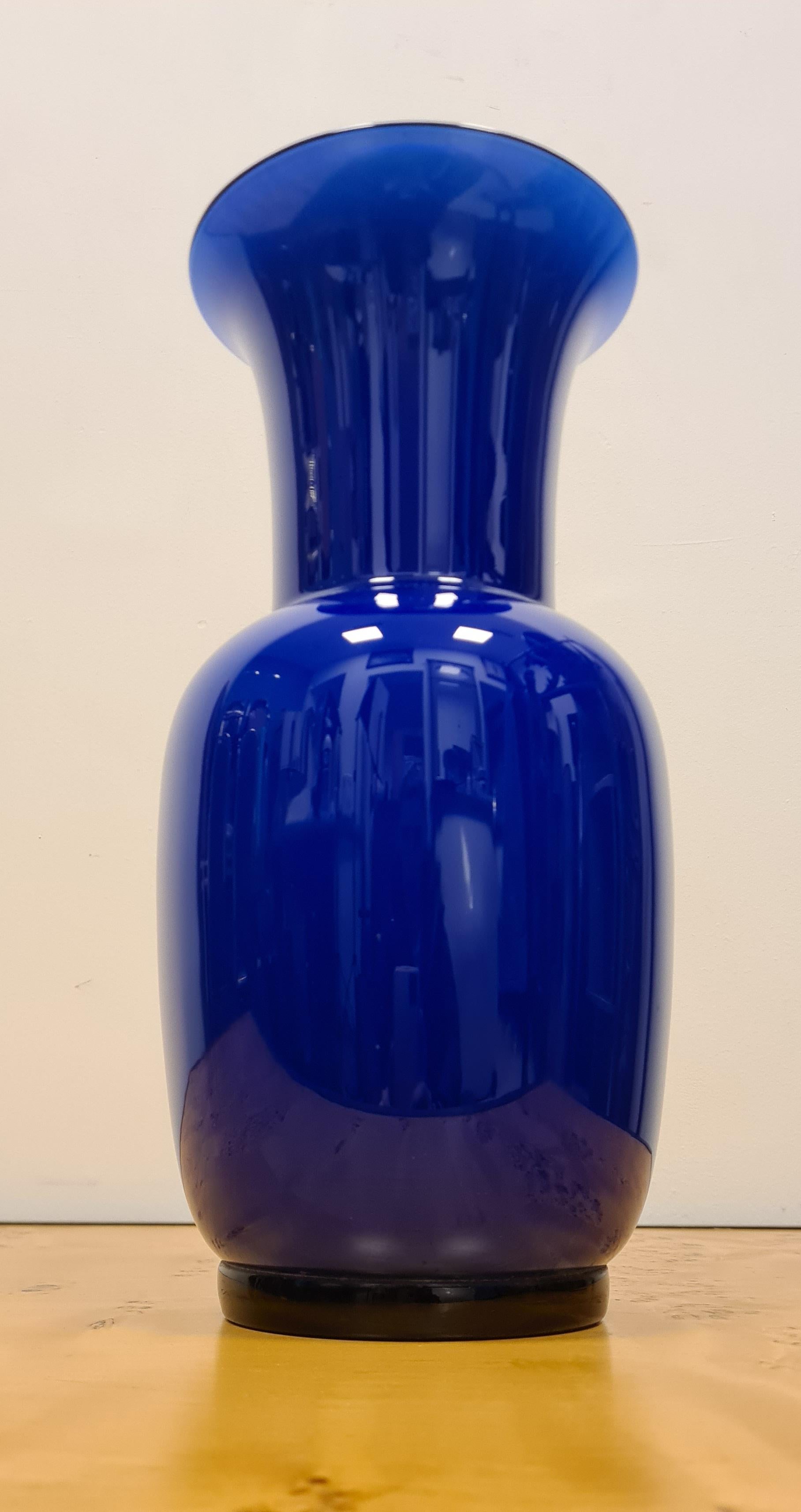 Italian Opaline and Sapphire-colored glass vase by Paolo Venini for Venini For Sale