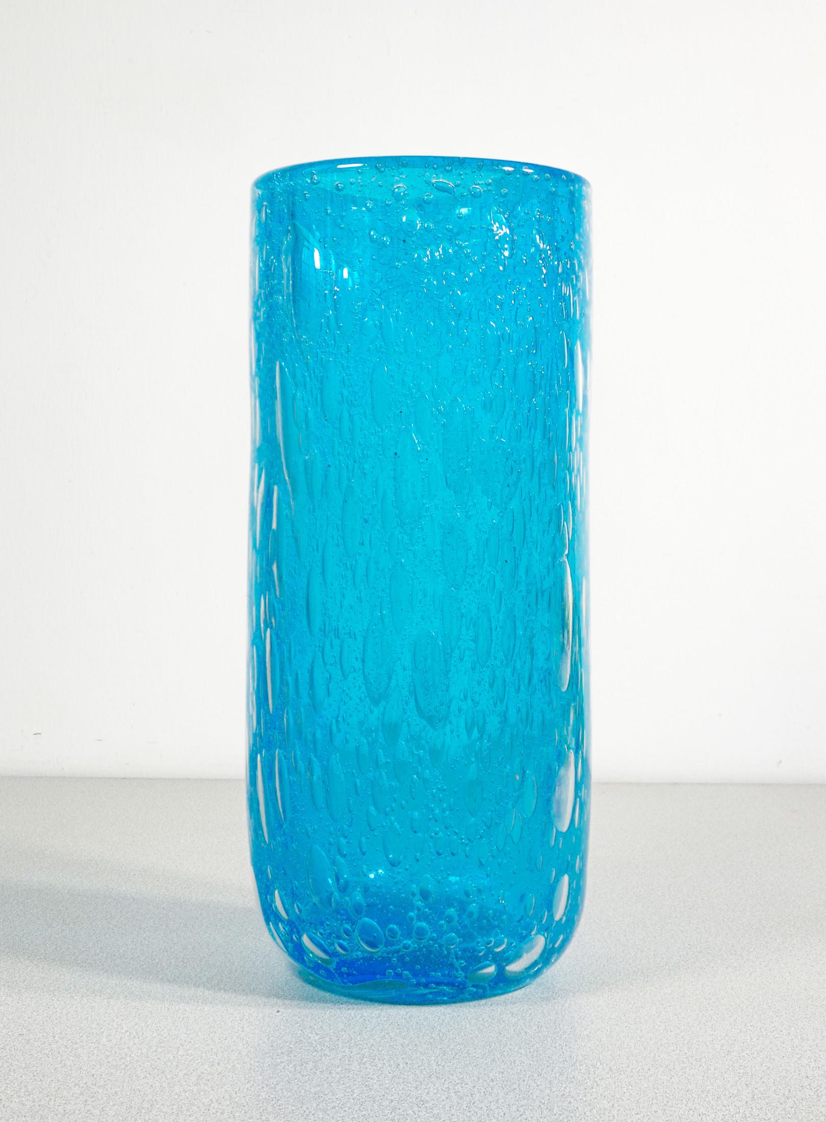 Vase en verre soufflé signé Alessandro BARBARO. Murano en vente 1