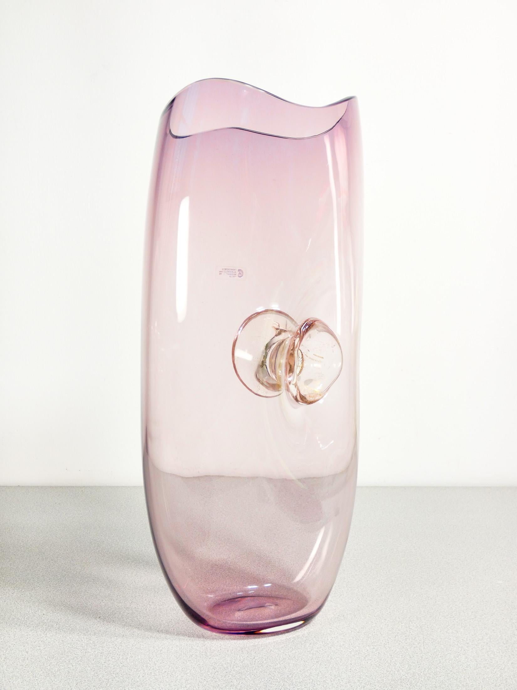 Vaso in vetro soffiato, design Gino CENEDESE & Maurizio ALBARELLI. Murano, 1960s in vendita 1