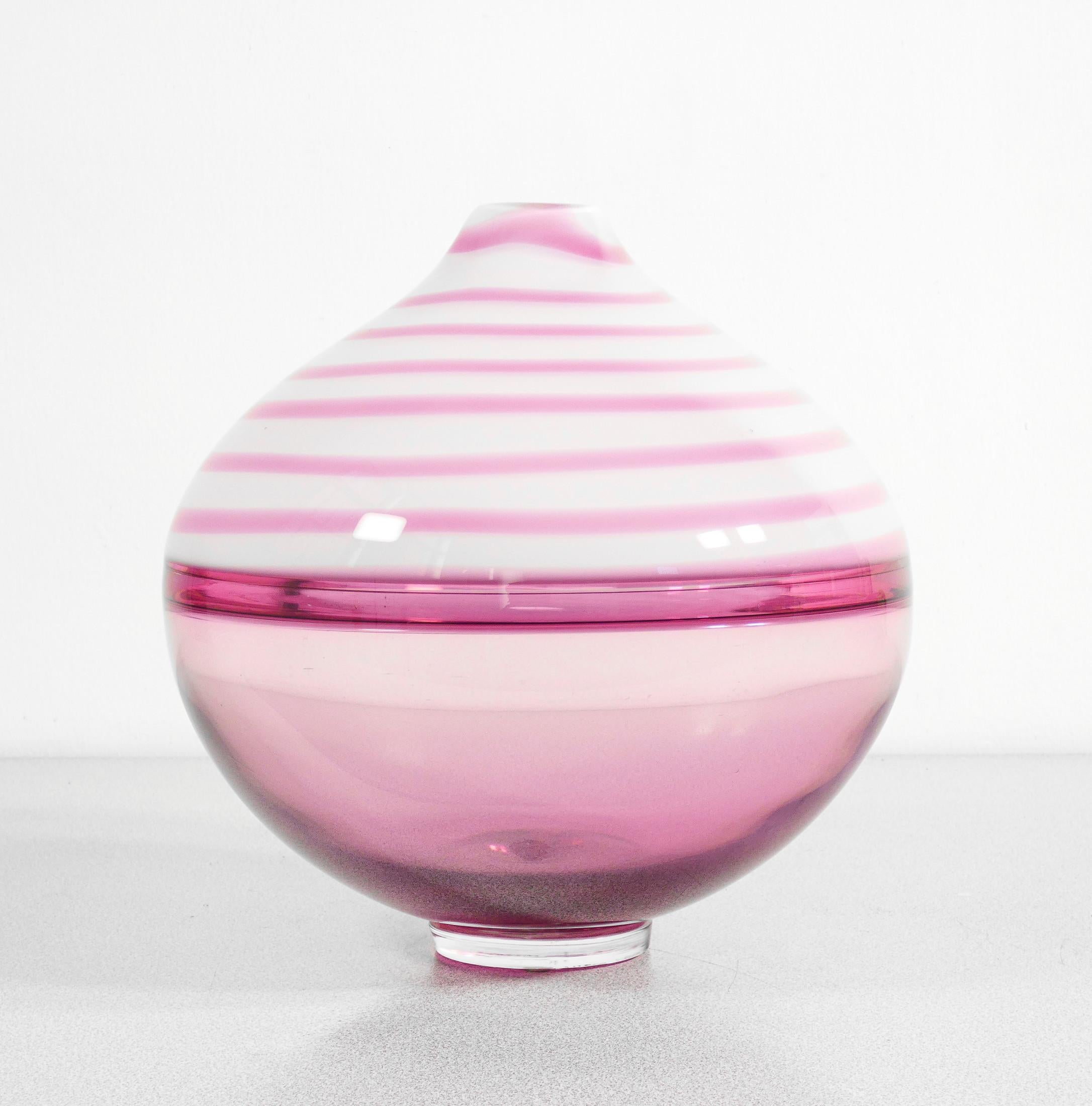 Late 20th Century Blown glass vase design Paolo CREPAX. Pink version. 1990s For Sale