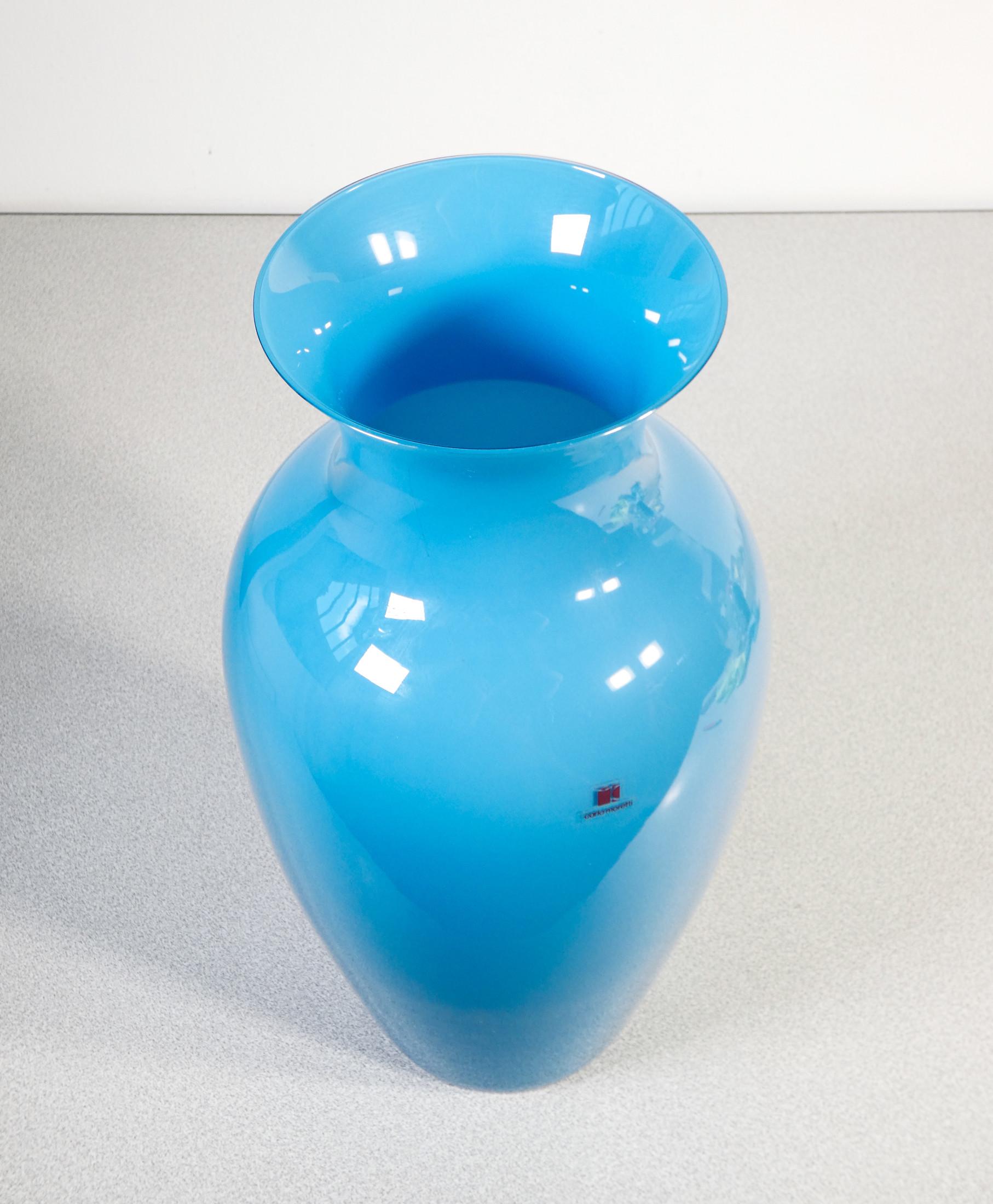 Italian Blown glass vase signed Carlo MORETTI, Cinesi series. Italy, 1970s