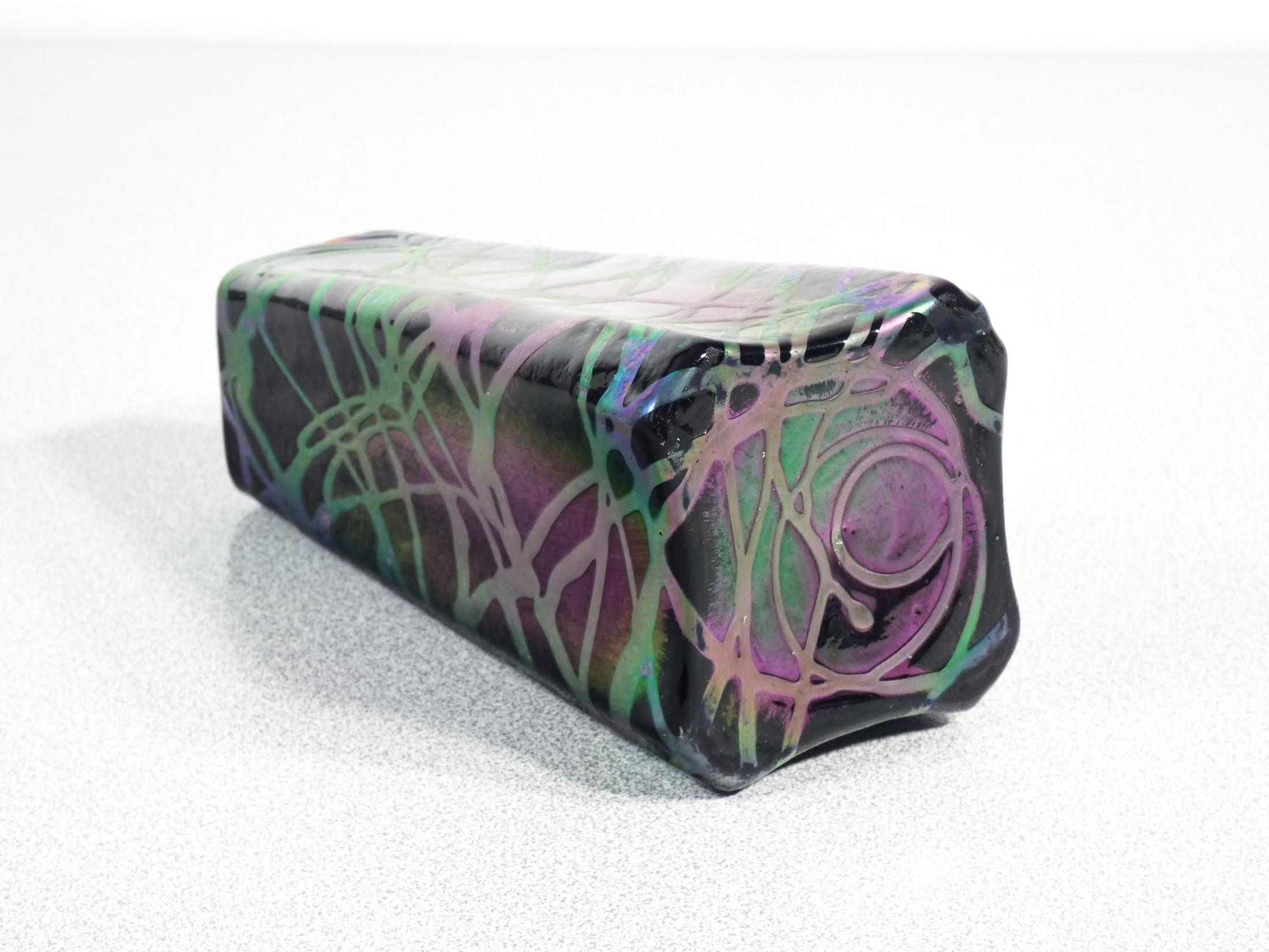 Vase en verre soufflé irisé PALLME-KÖNIG. Autriche, 10e année en vente 5