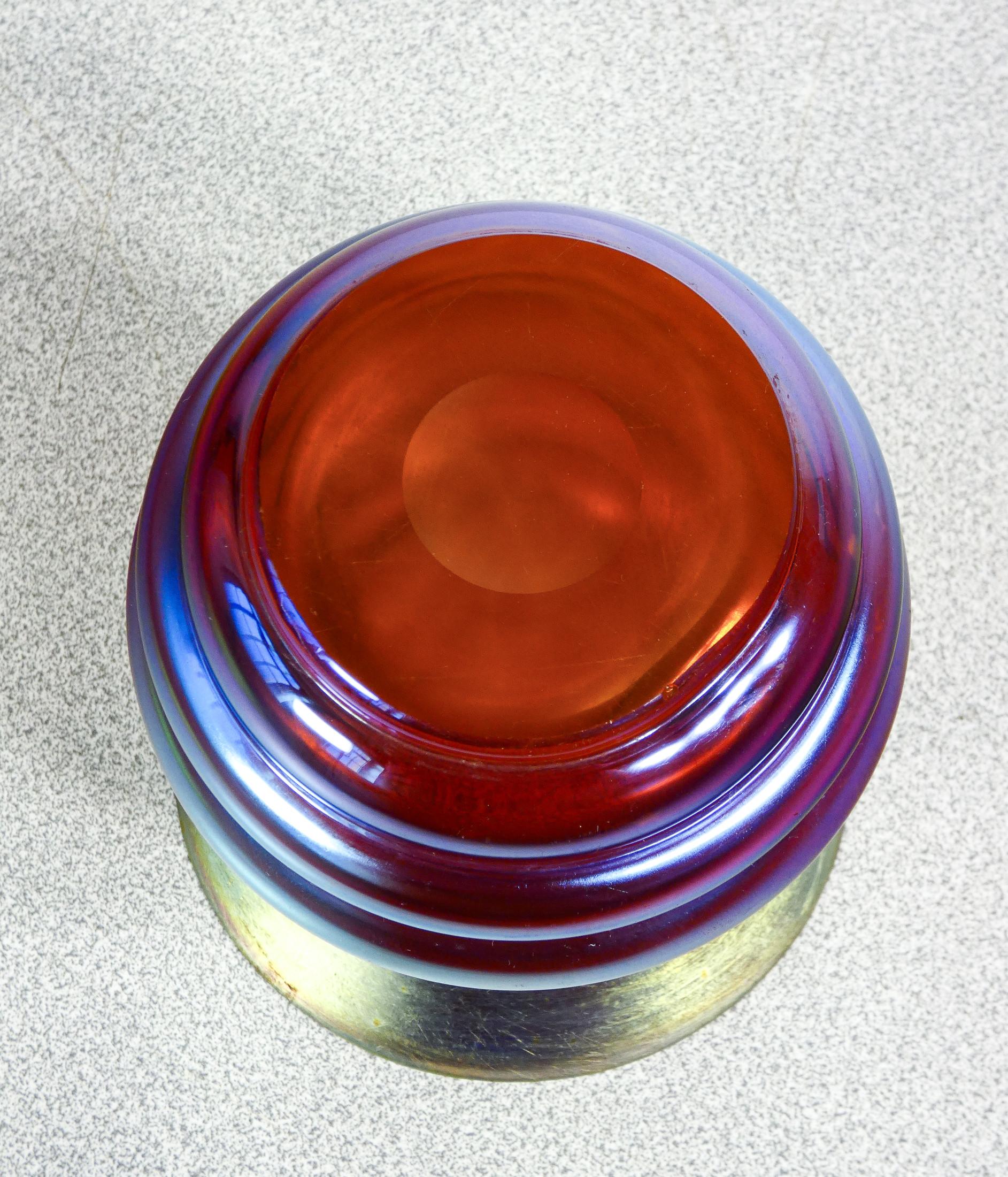 Vaso in vetro soffiato iridescente WMF serie Myra. Germania, Anni 20/30 in vendita 4