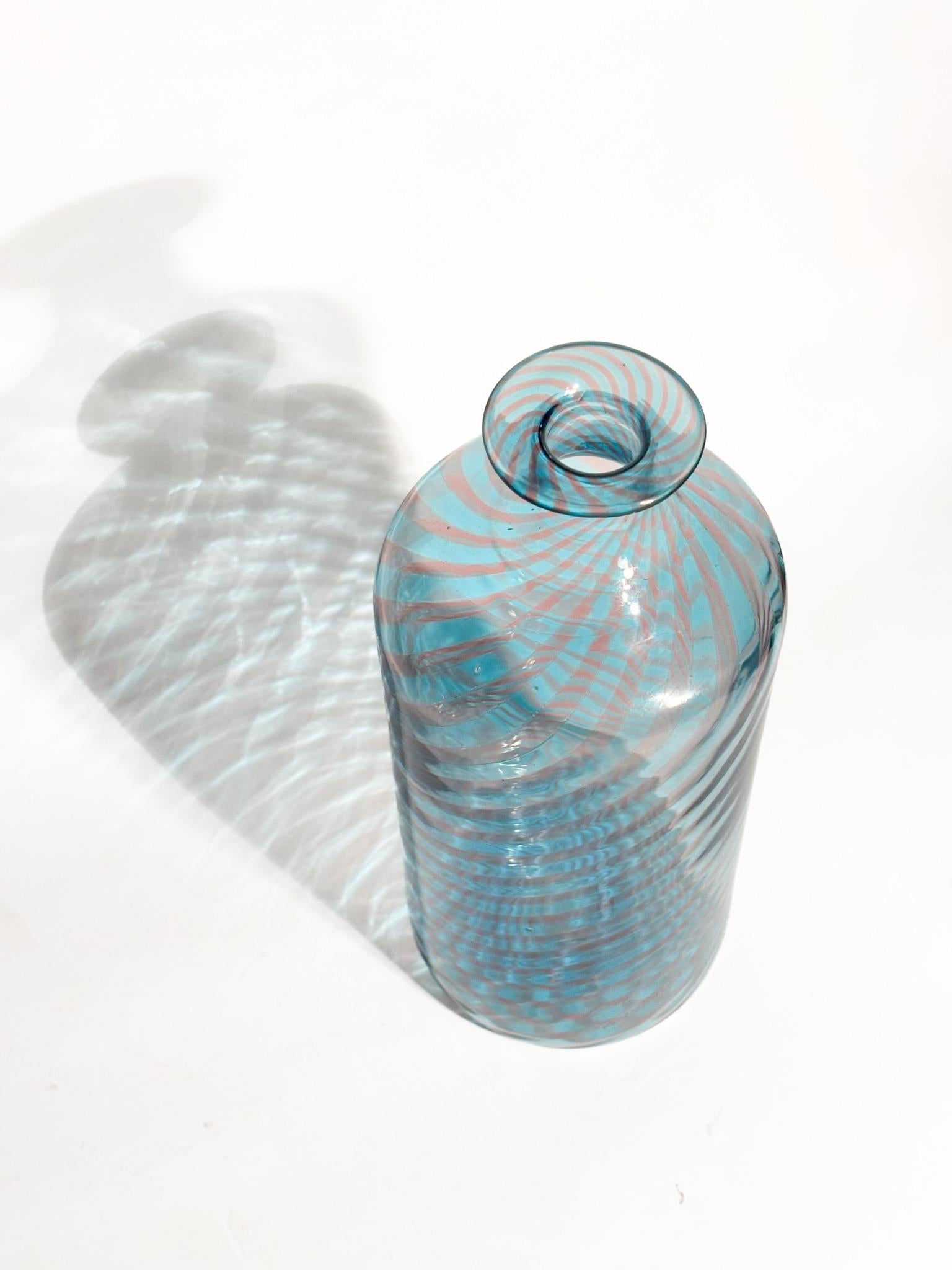Vaso Monofiore La Murrina in Vetro di Murano Azzurro e Rosa Anni 80 in vendita 10
