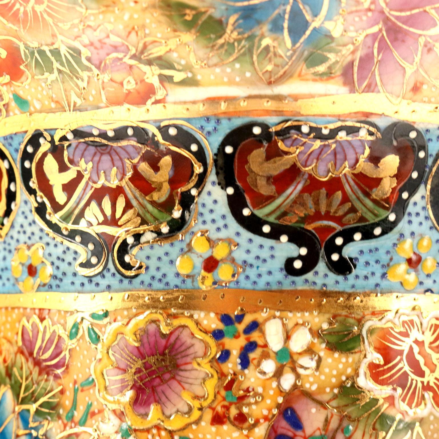Vaso Monumentale in Porcellana Tipo Satsuma, Cina 1990 ca. 5