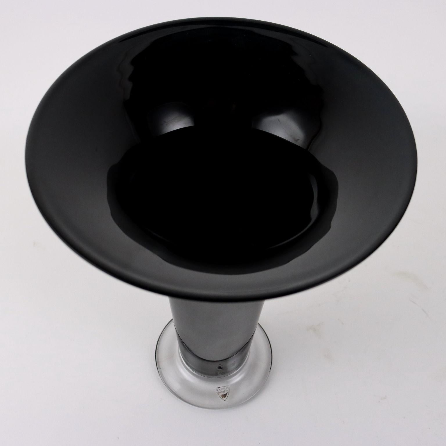 Swedish Vase Orrefors Suède 20e siècle en vente