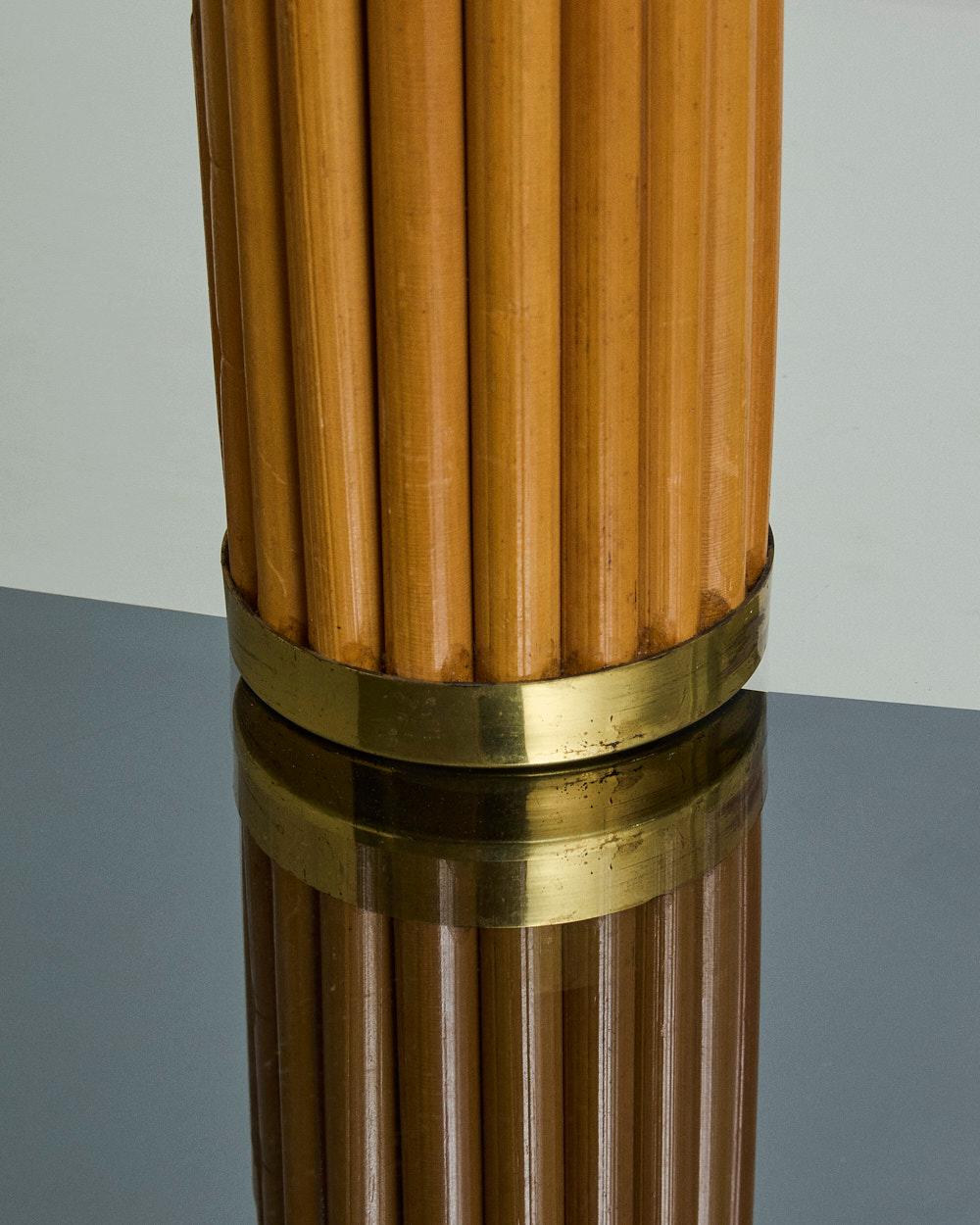 Mid-Century moderno Vaso portafiori in bambù ed ottone di Gabriella Crespi, collezione Rising Sun in vendita